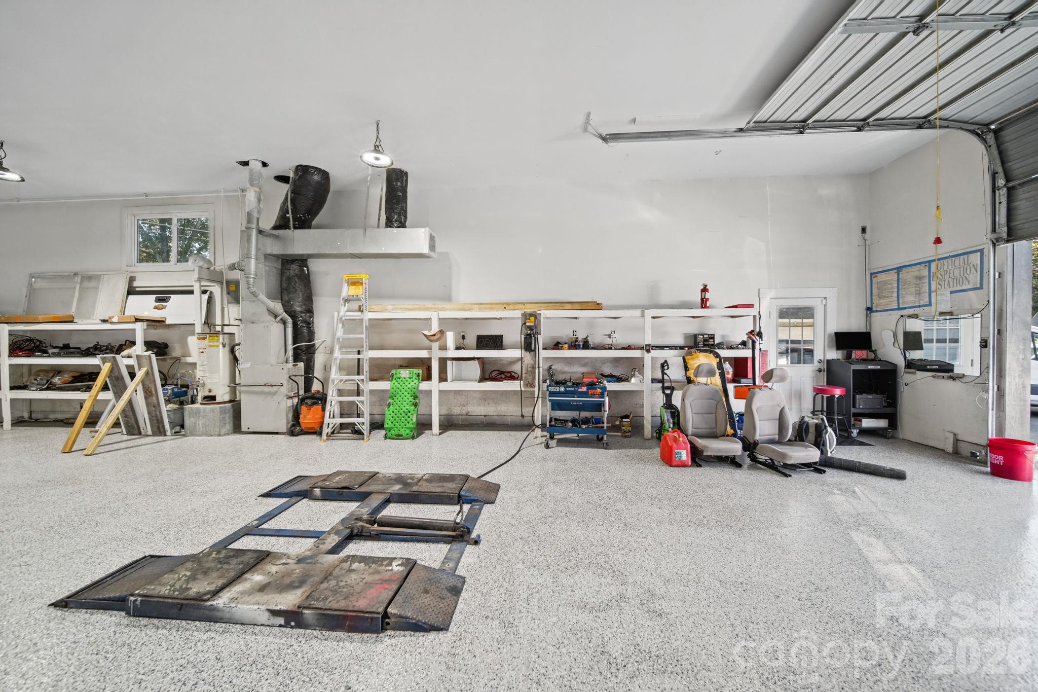 707 N Salisbury Avenue Property Photo 14