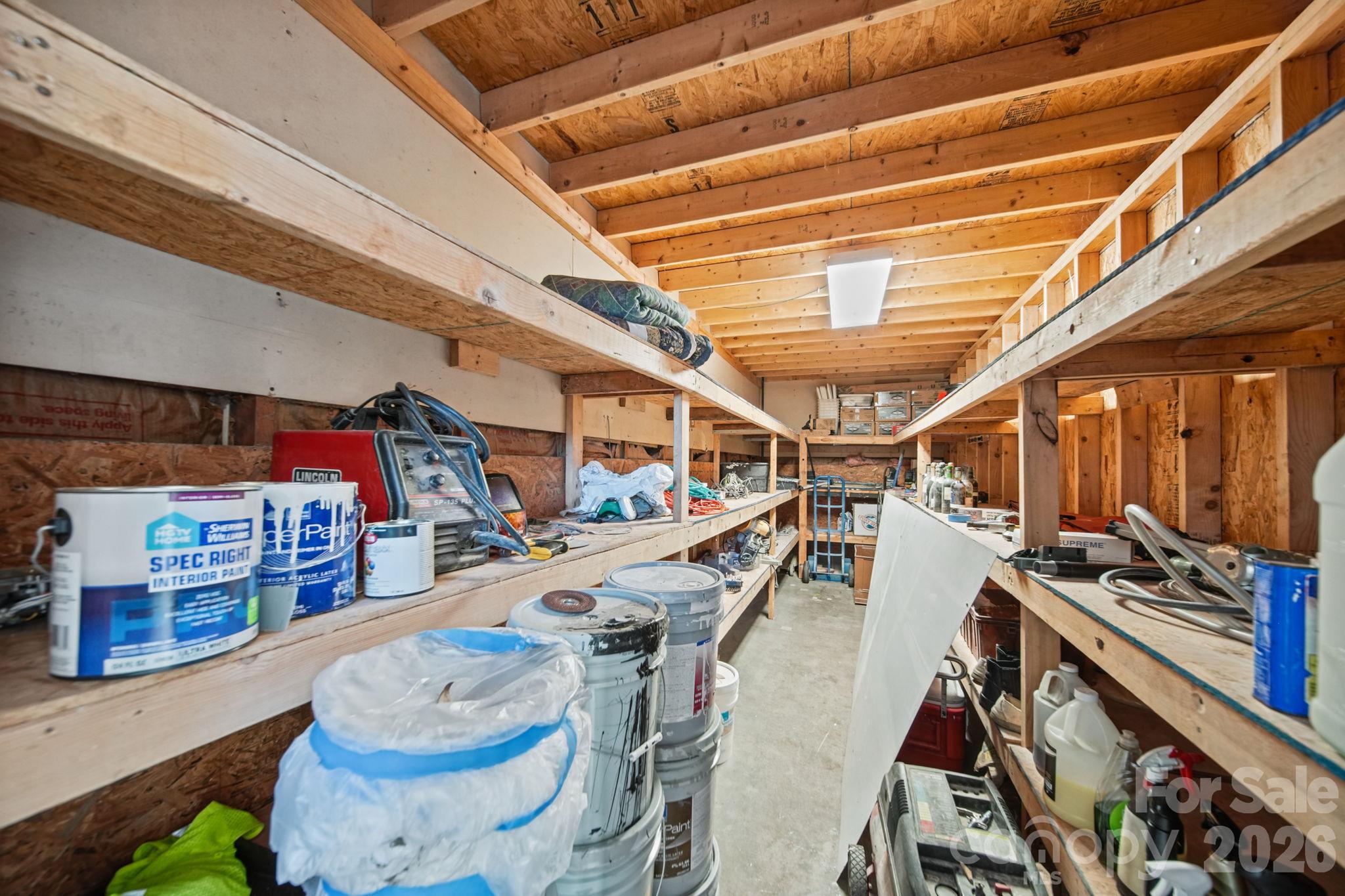 707 N Salisbury Avenue Property Photo 28