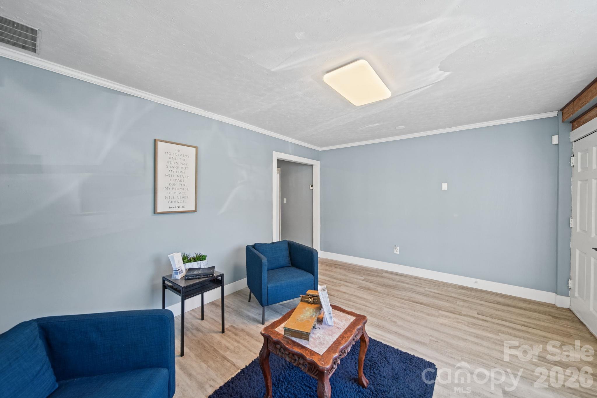 707 N Salisbury Avenue Property Photo 29