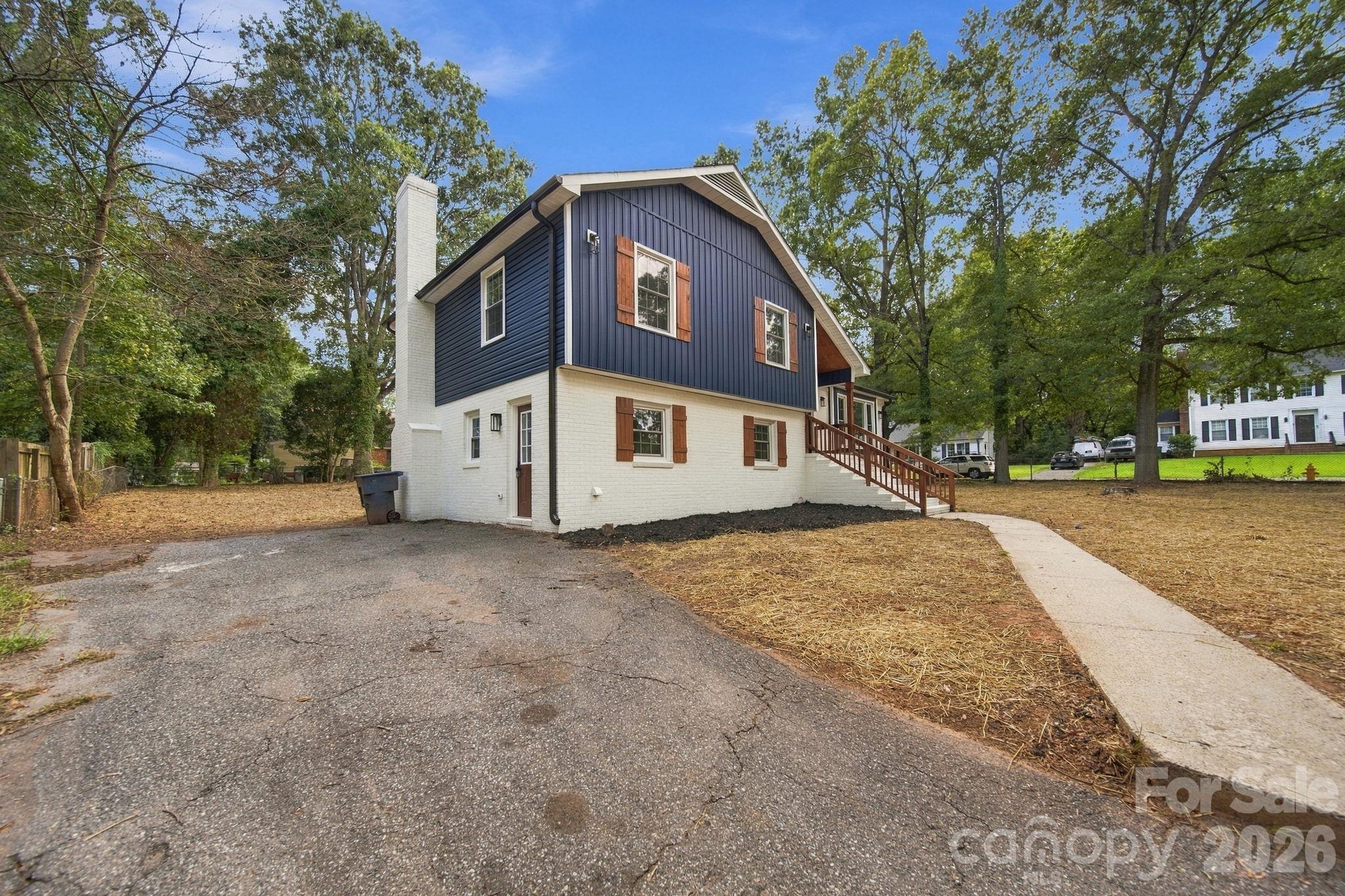 6800 Ludwig Drive Property Photo 2