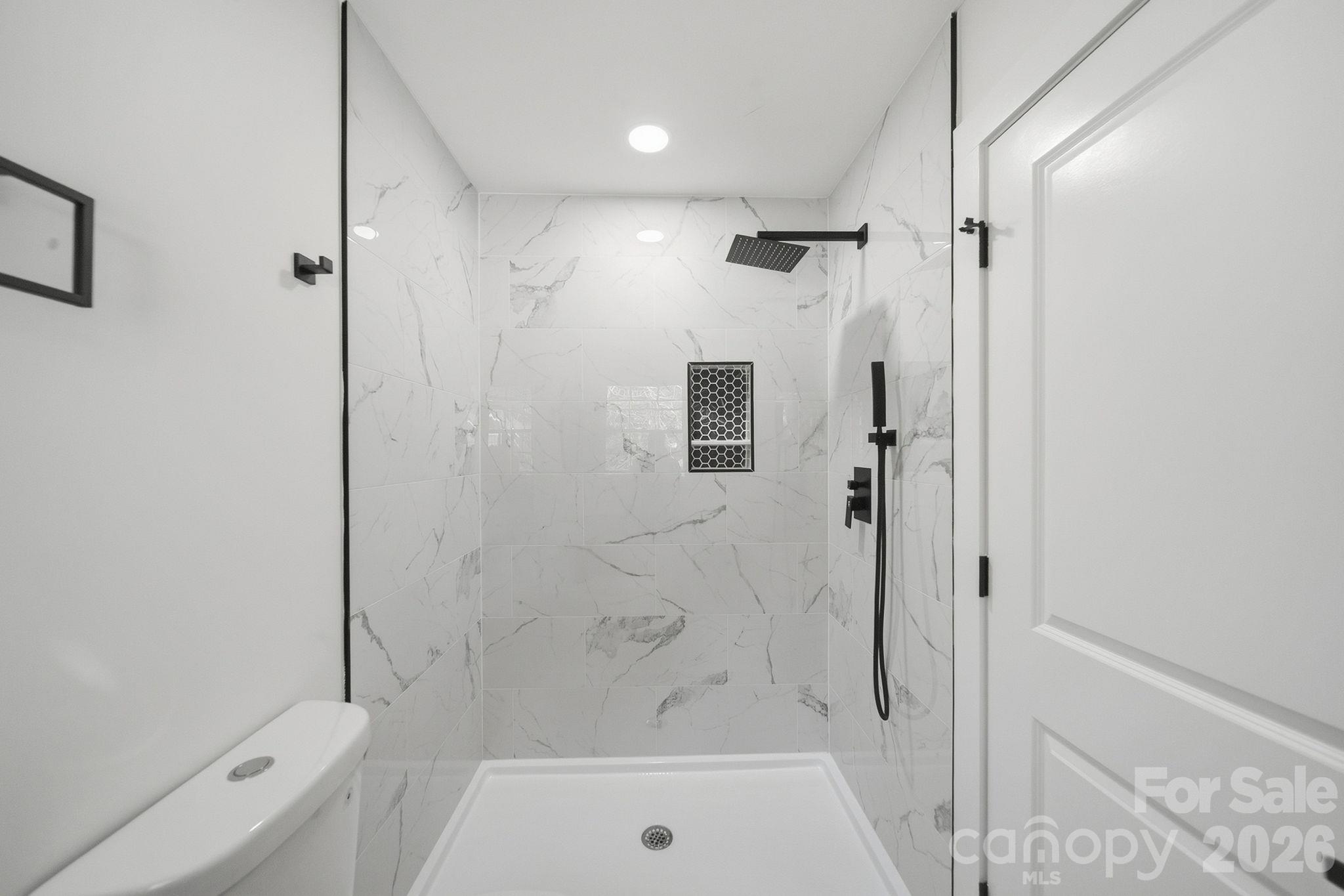 6800 Ludwig Drive Property Photo 23