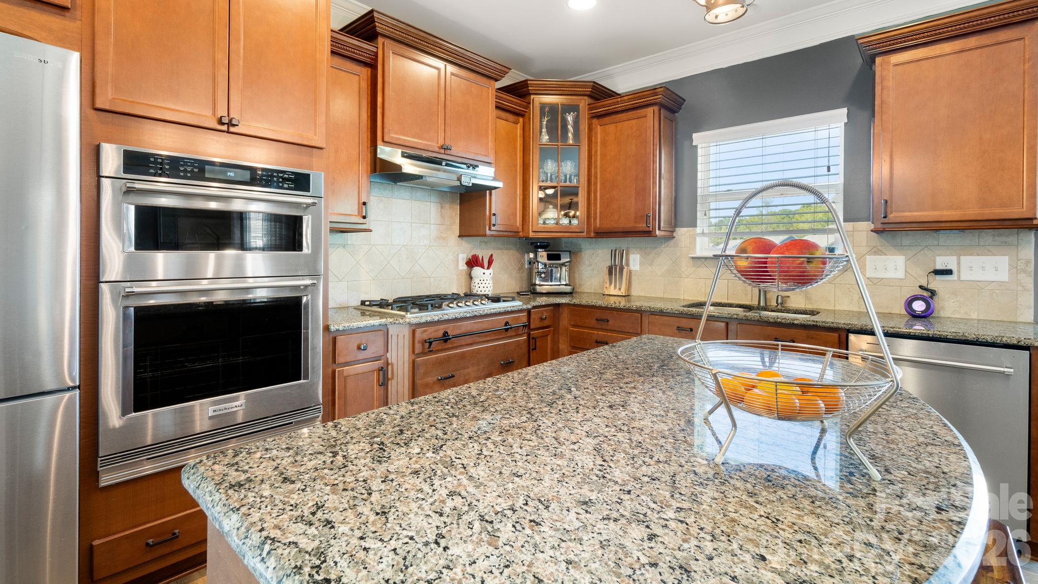 1232 New River Drive Property Photo 14