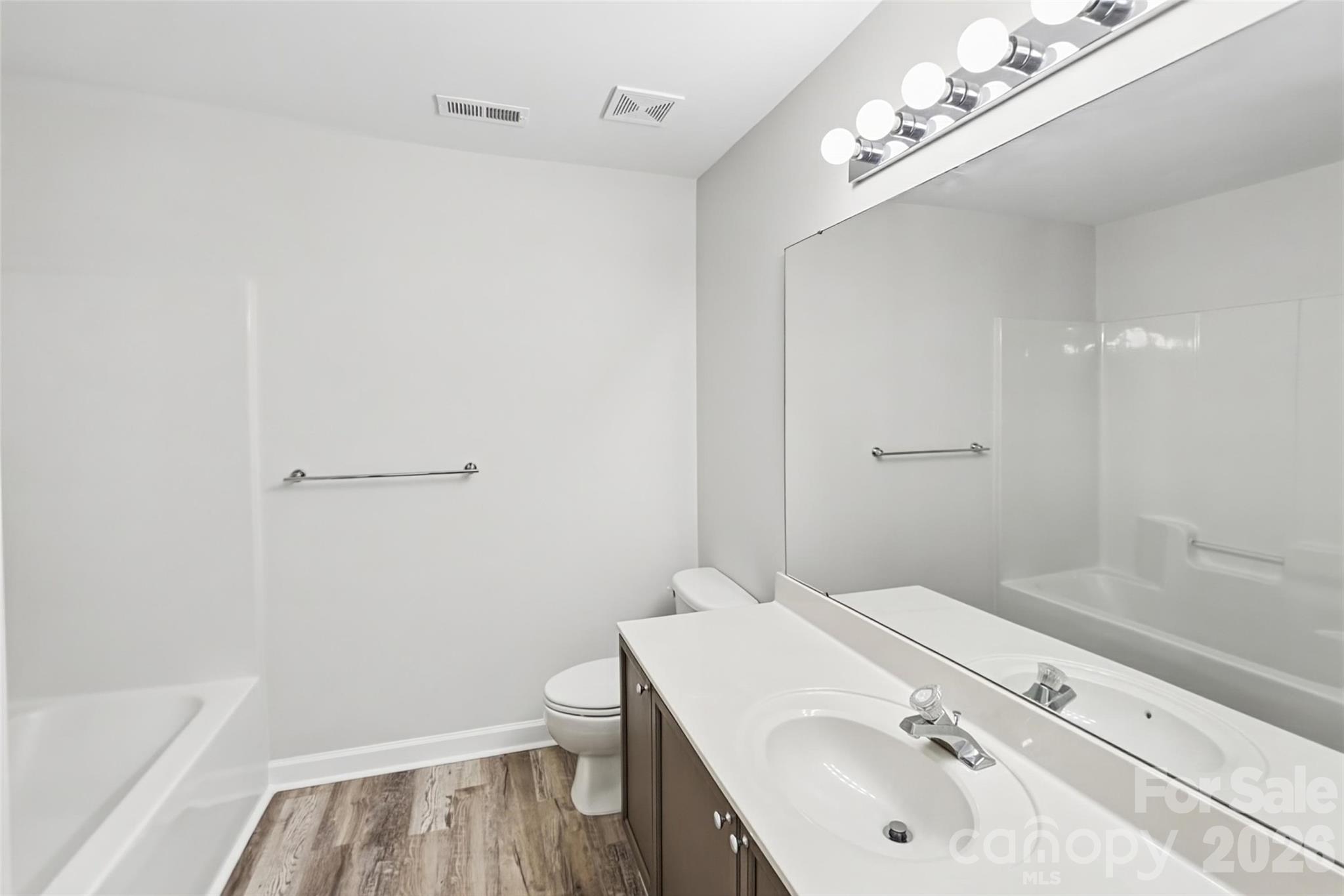 5454 Franklin Springs Circle Property Photo 12