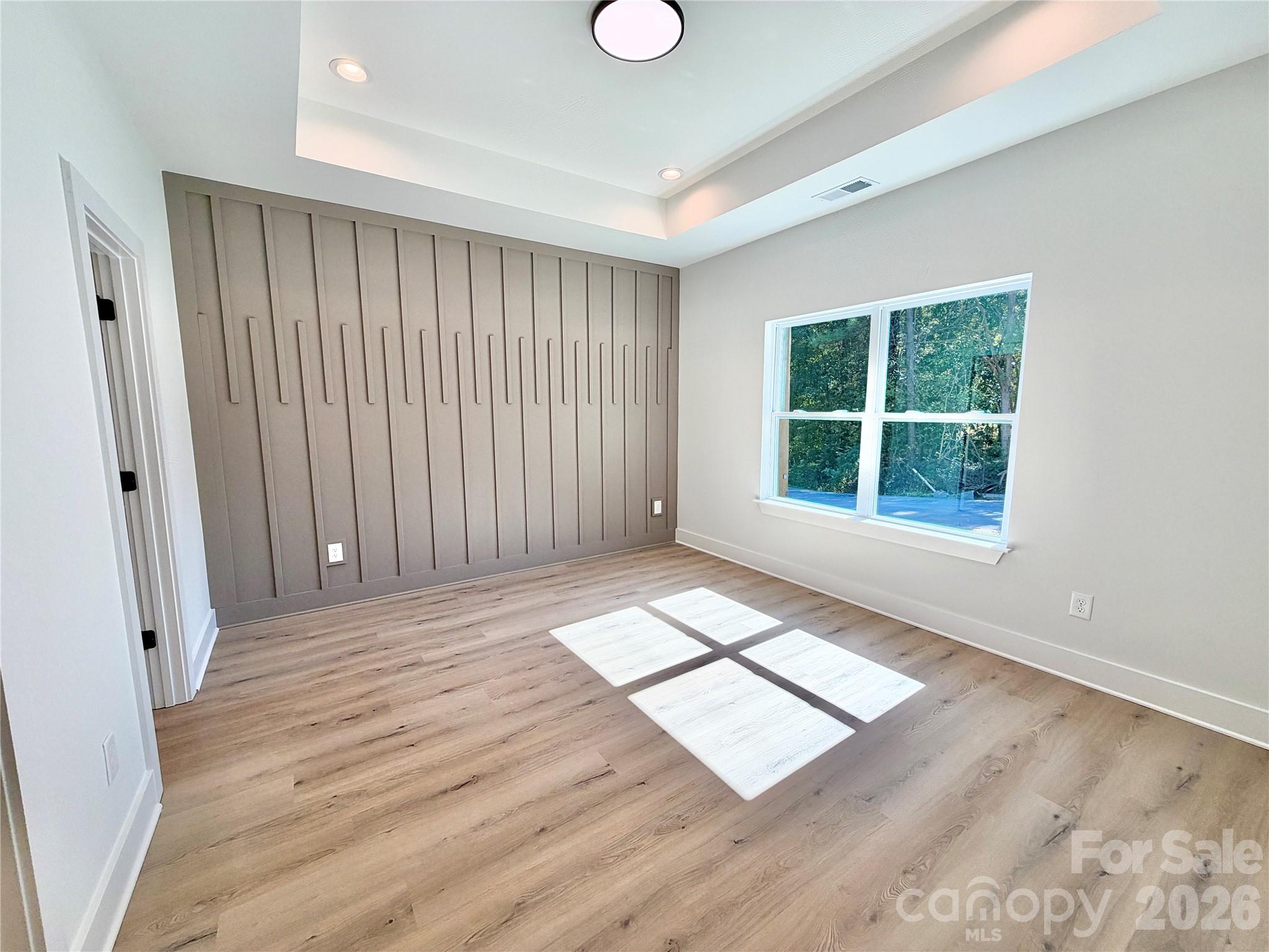 610 E Robinson Street Property Photo 12
