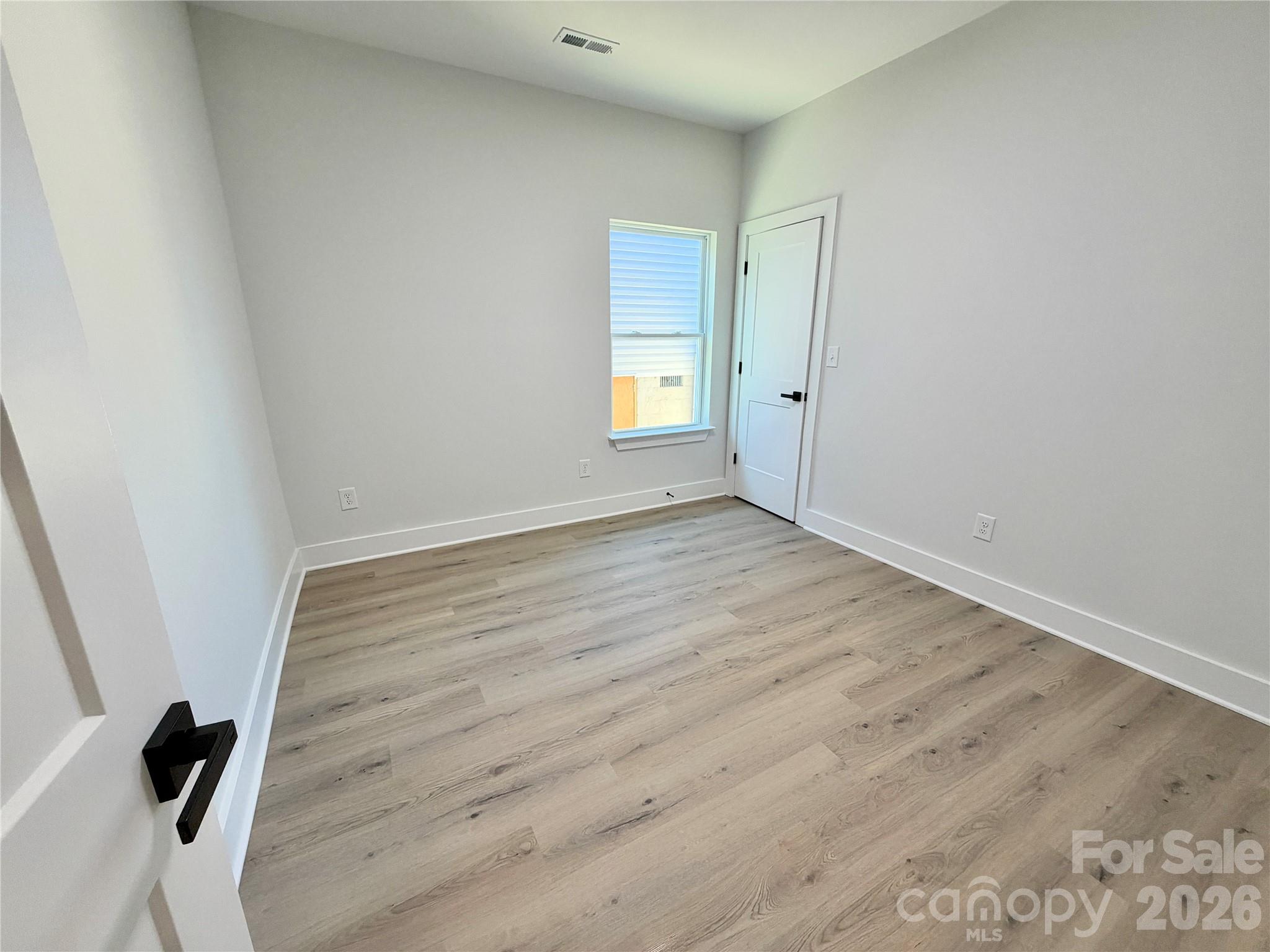 610 E Robinson Street Property Photo 17