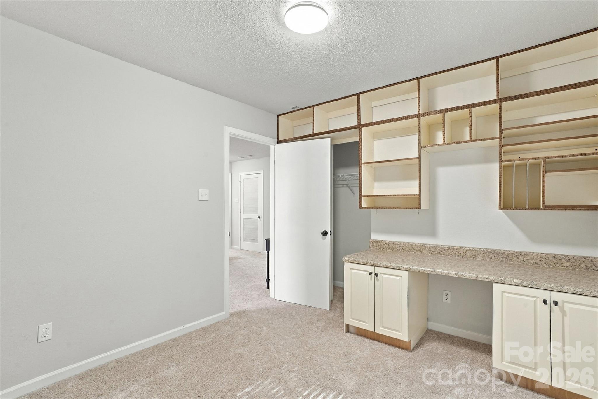 1901 Beckwith Lane Property Photo 5