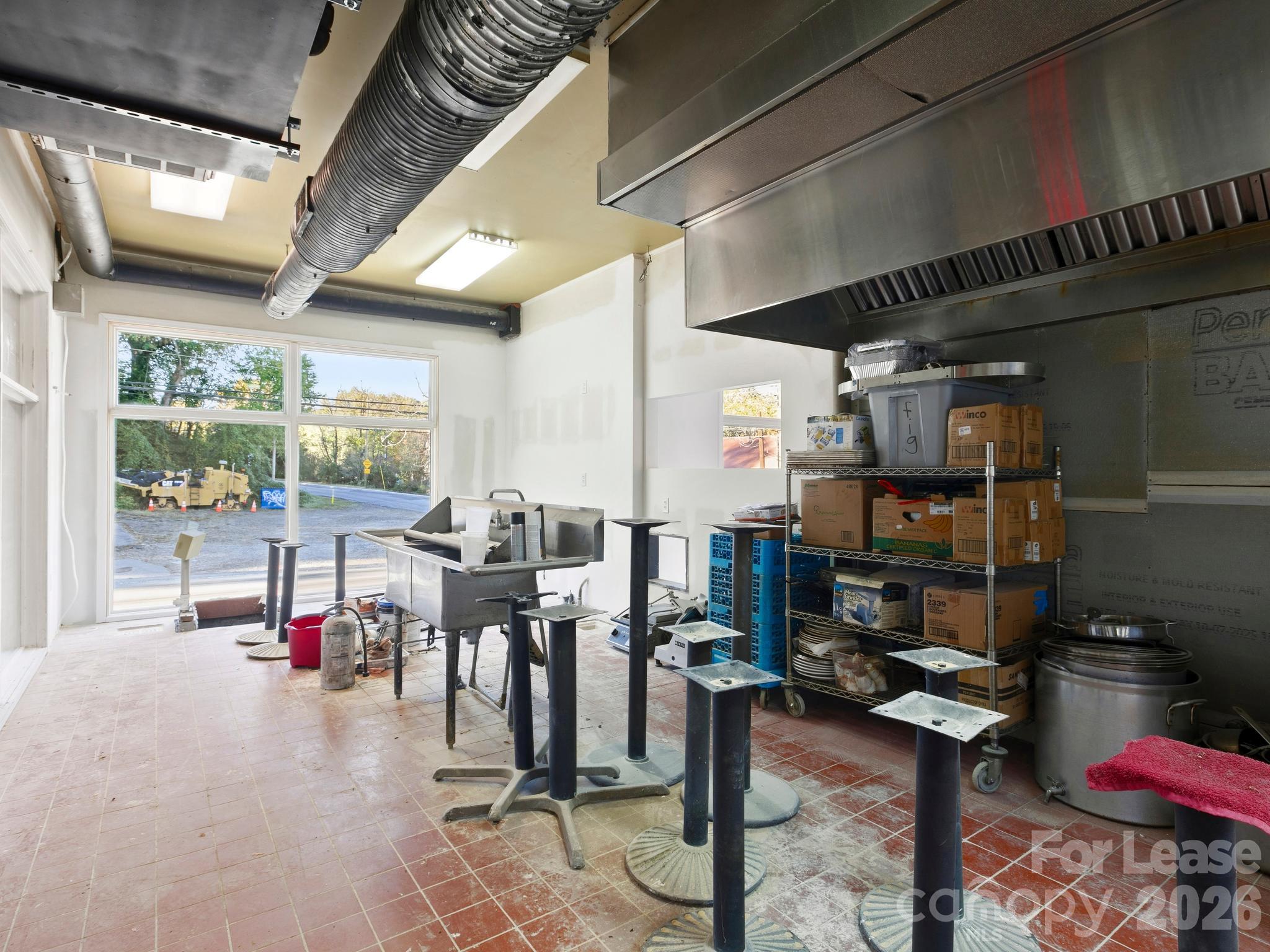 18 Brook Street 101 Property Photo 16