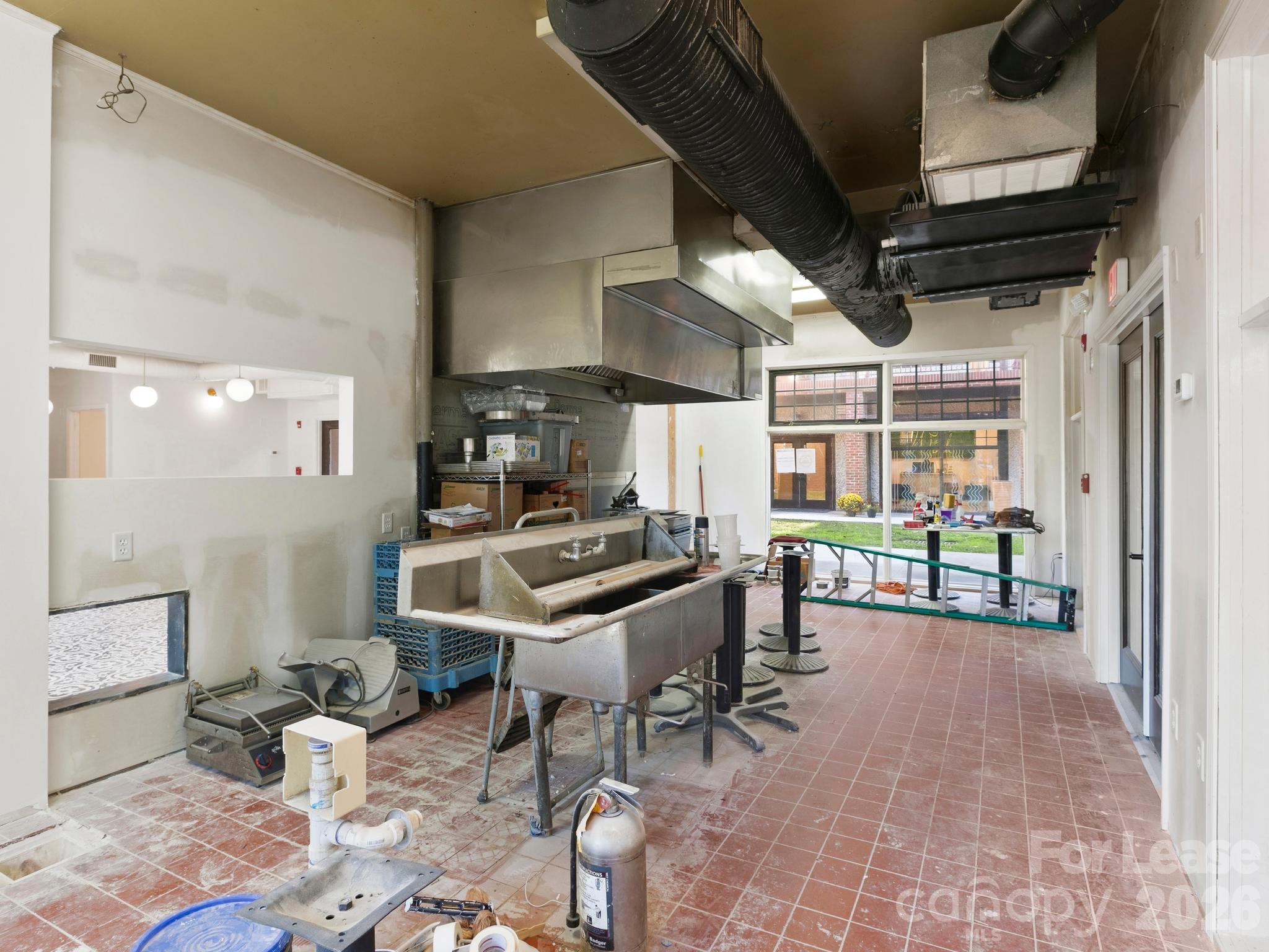 18 Brook Street 101 Property Photo 17