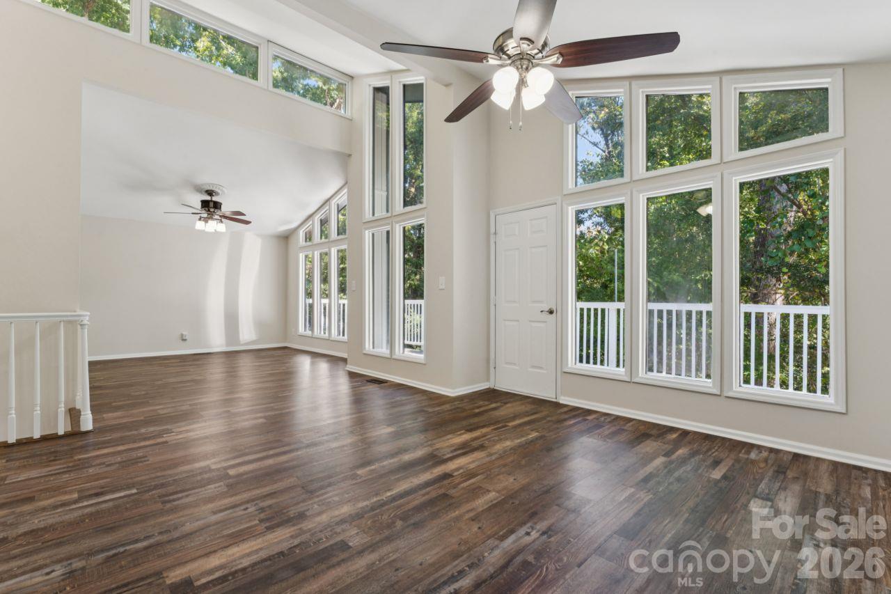 3106 Point Clear Drive Property Photo 4
