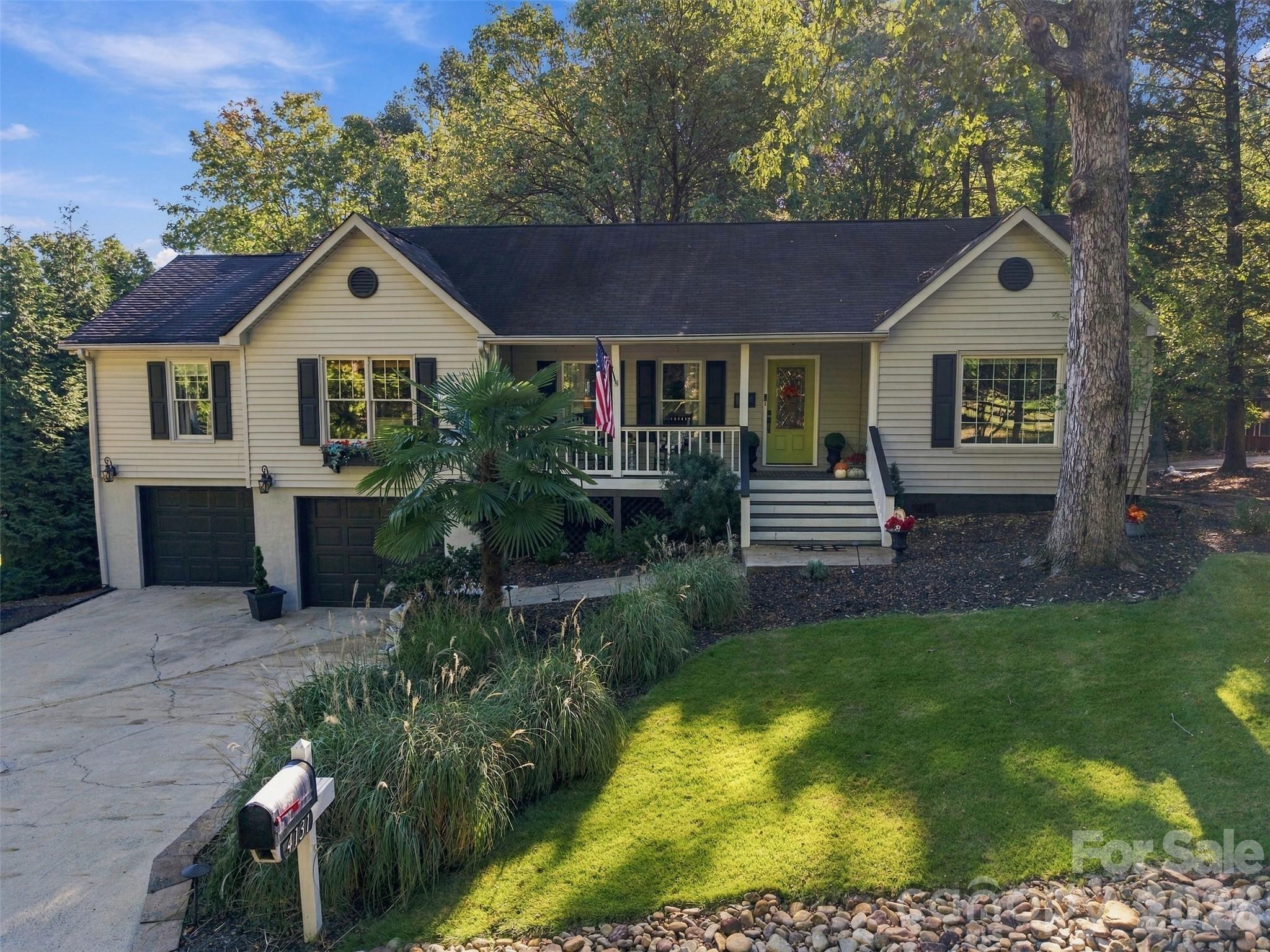 4131 Koala Circle Property Photo 1