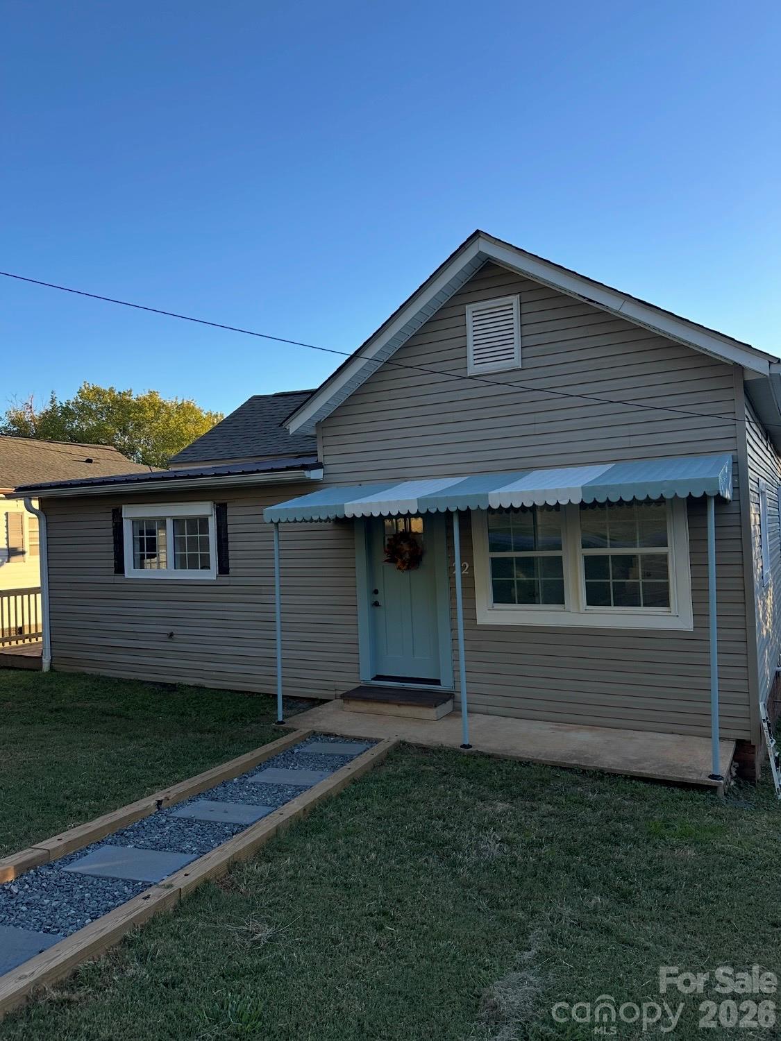 22 Midway Street Property Photo 1