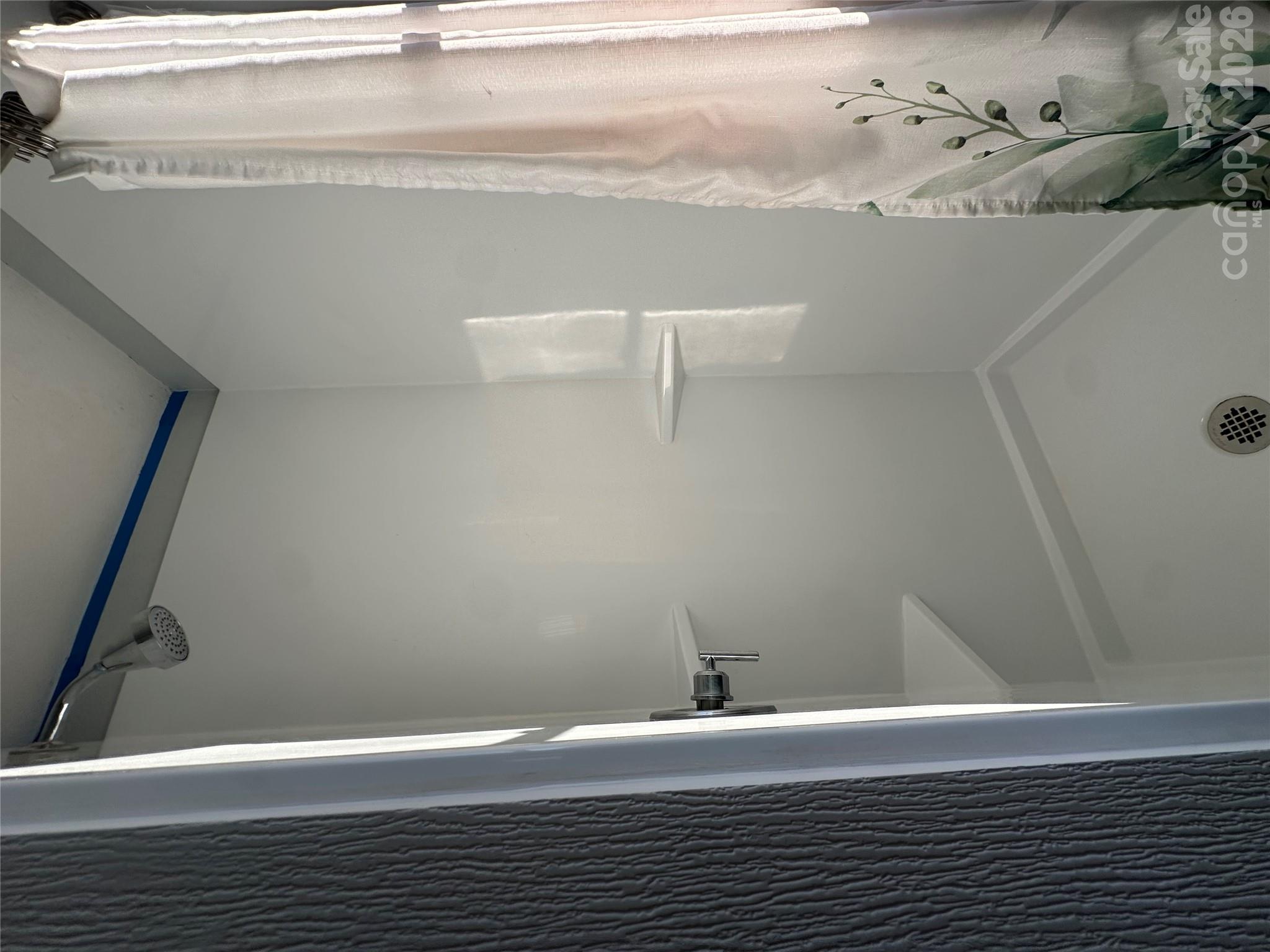22 Midway Street Property Photo 12