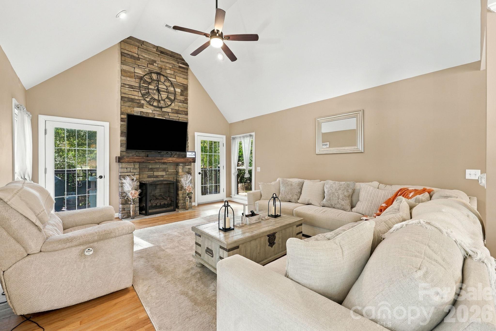 31612 Ameron Circle Property Photo 12