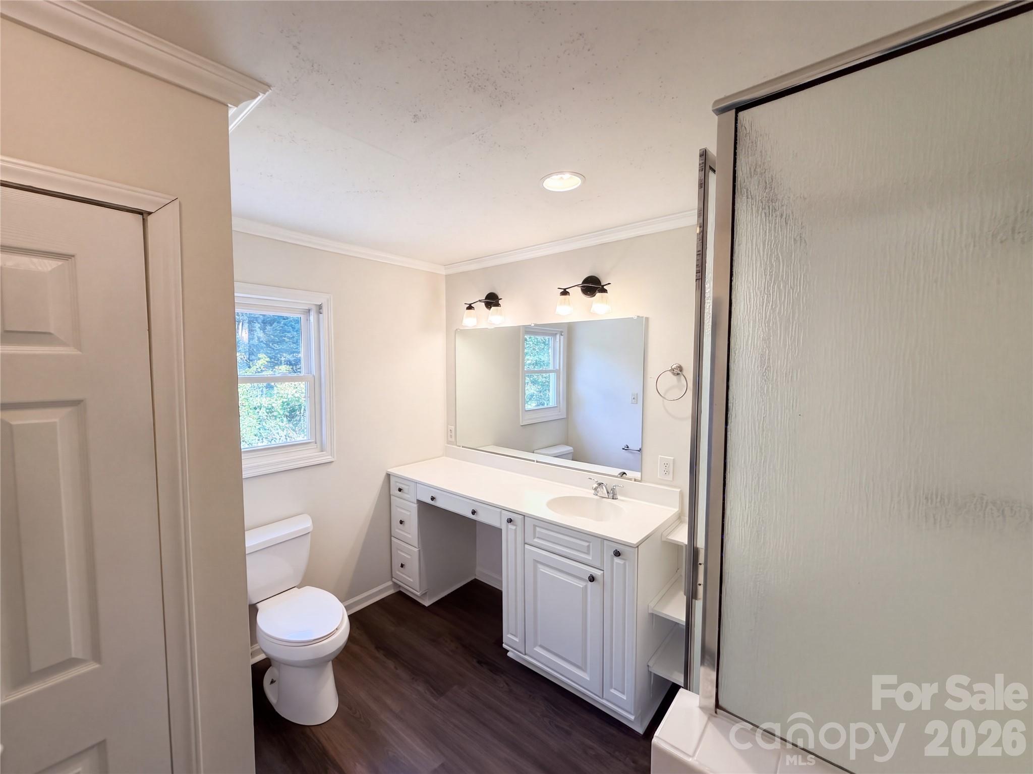 5525 Bertie Avenue Property Photo 15