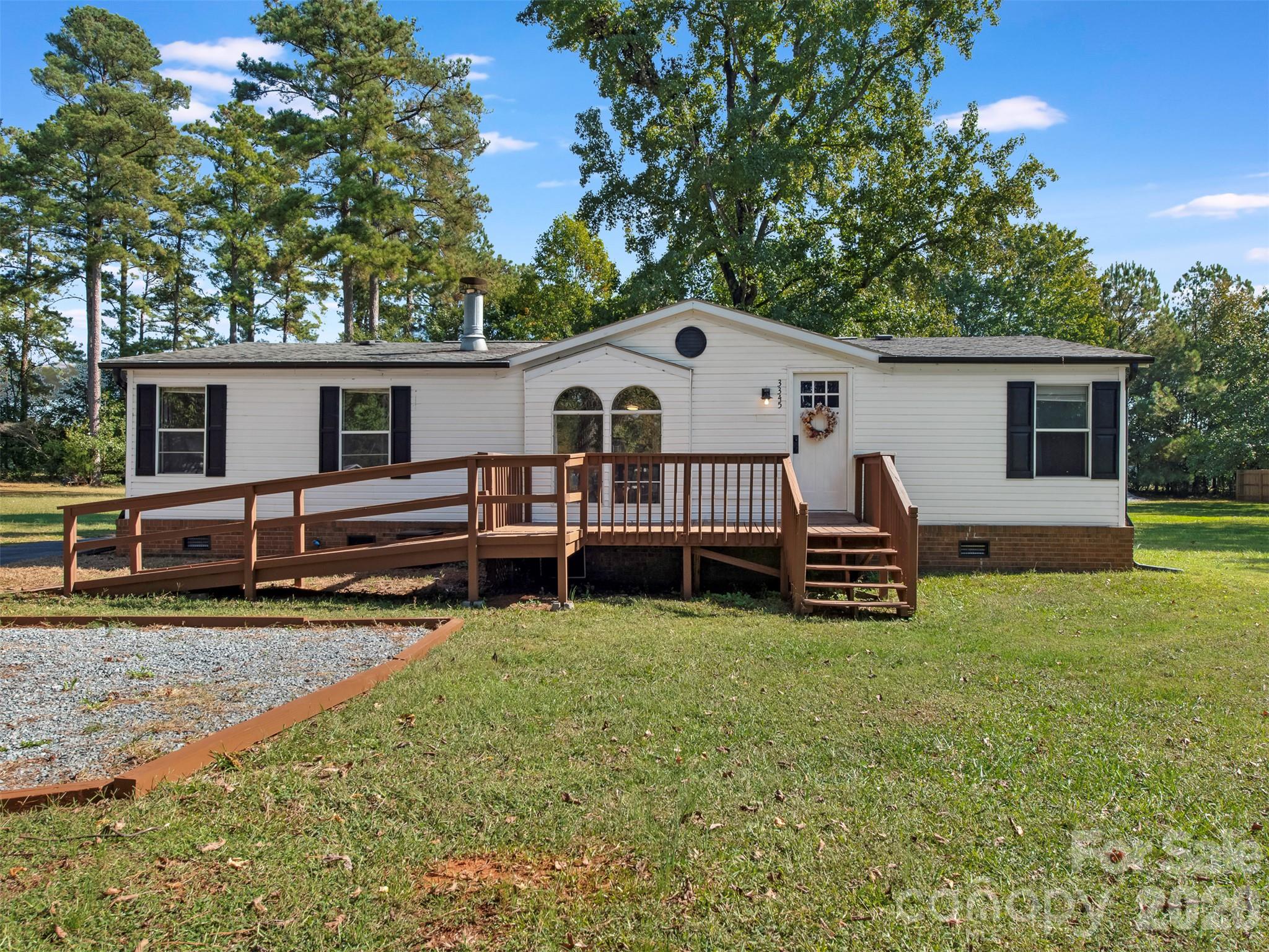 3345 Roundcliff Drive Property Photo 1