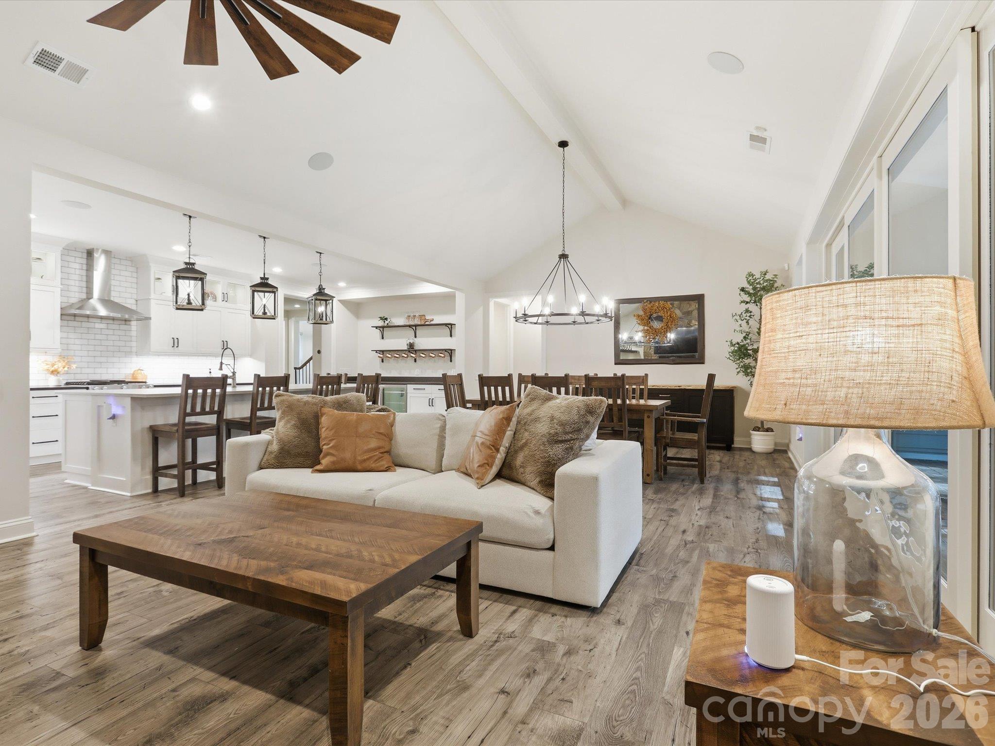 4602 Persimmon Road Property Photo 10