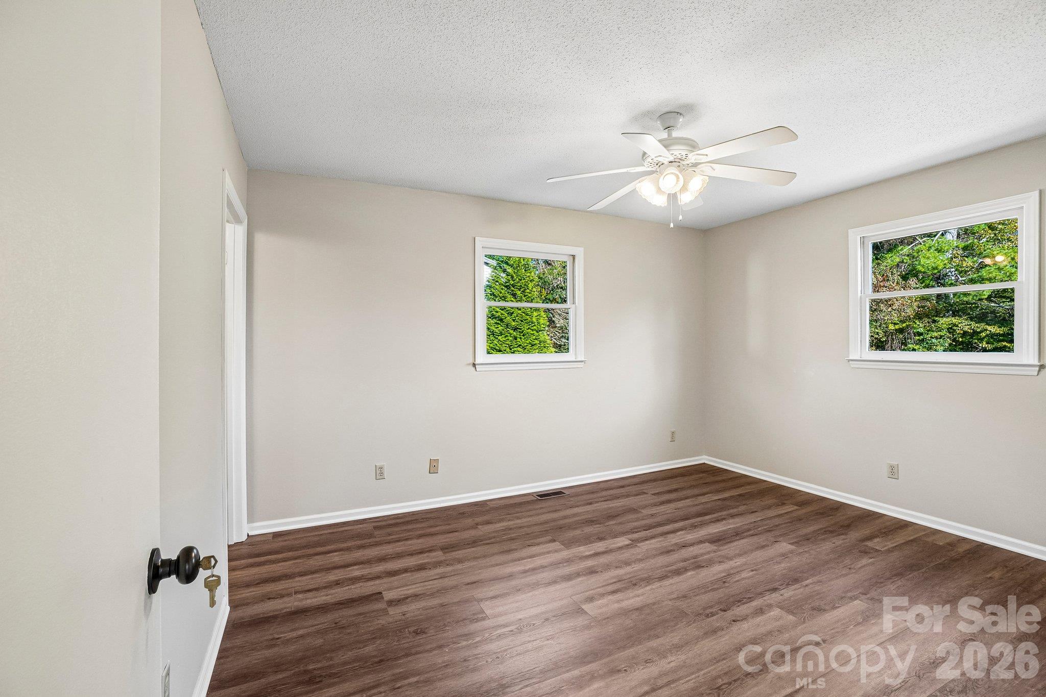 35 Lisam Way Property Photo 16