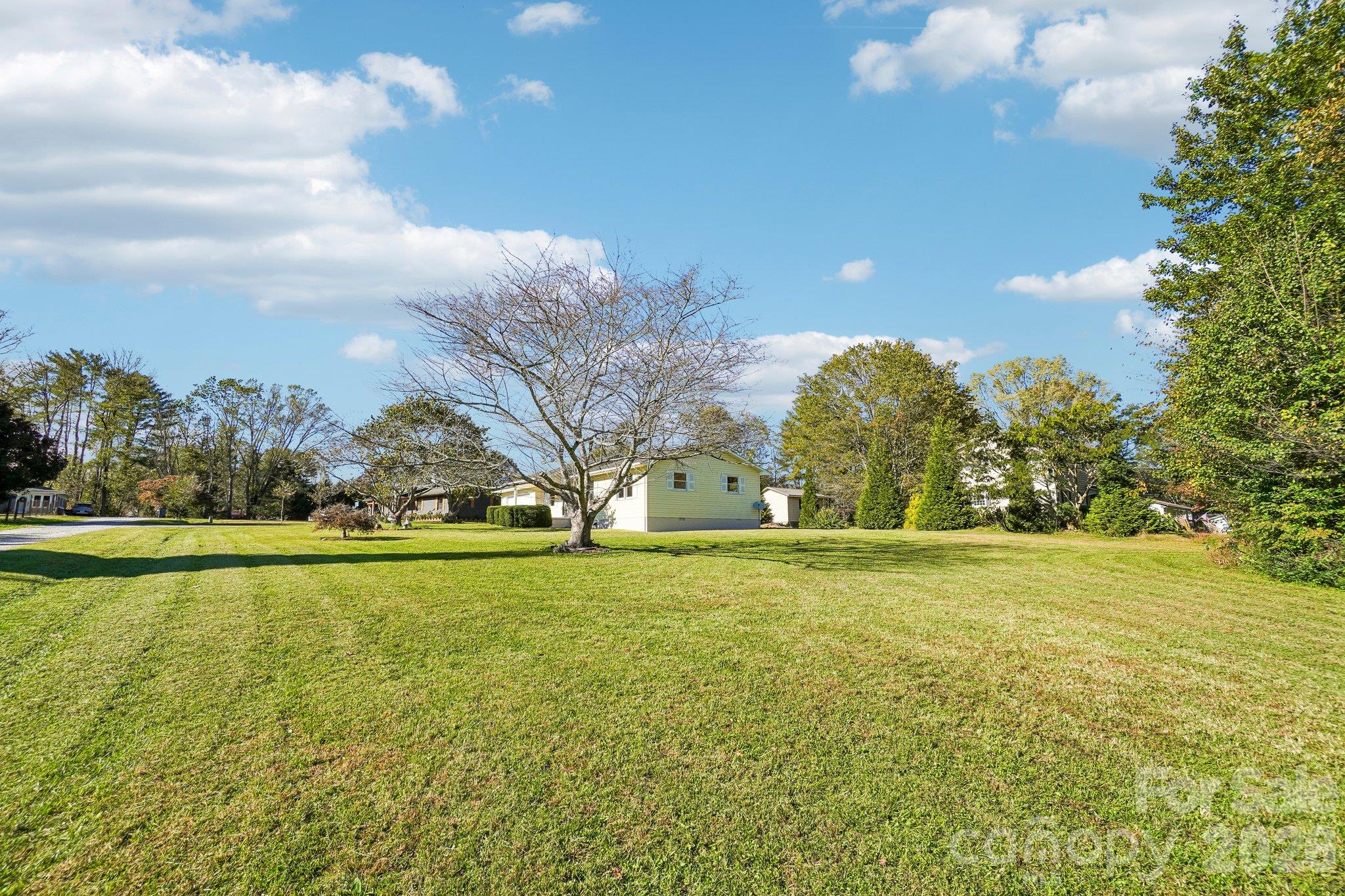 35 Lisam Way Property Photo 27