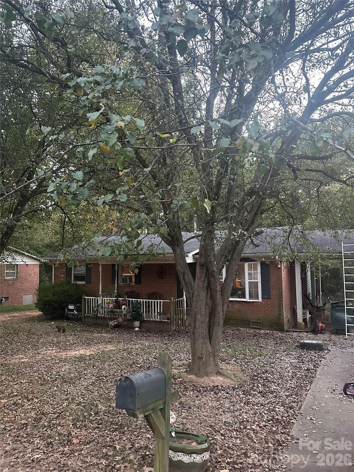 429 McLelland Avenue Property Photo 1