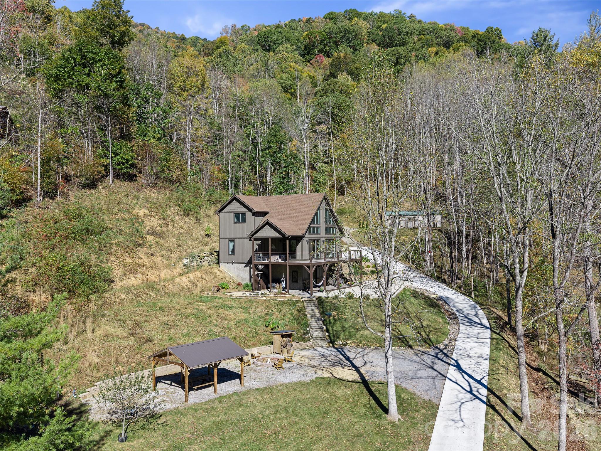 1136 Elk Shoals Creek Road Property Photo 3