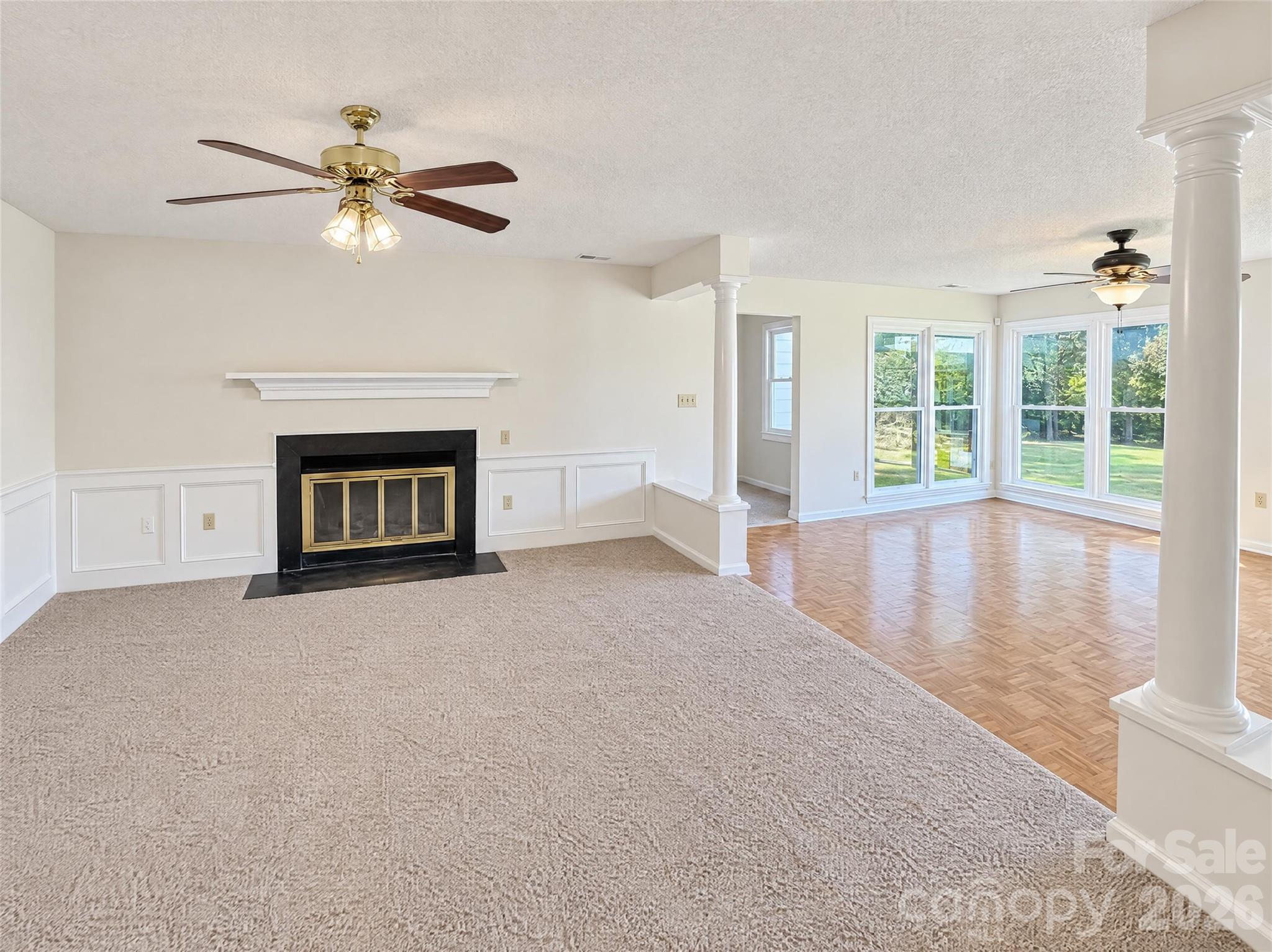 5244 Dayan Drive Property Photo 3