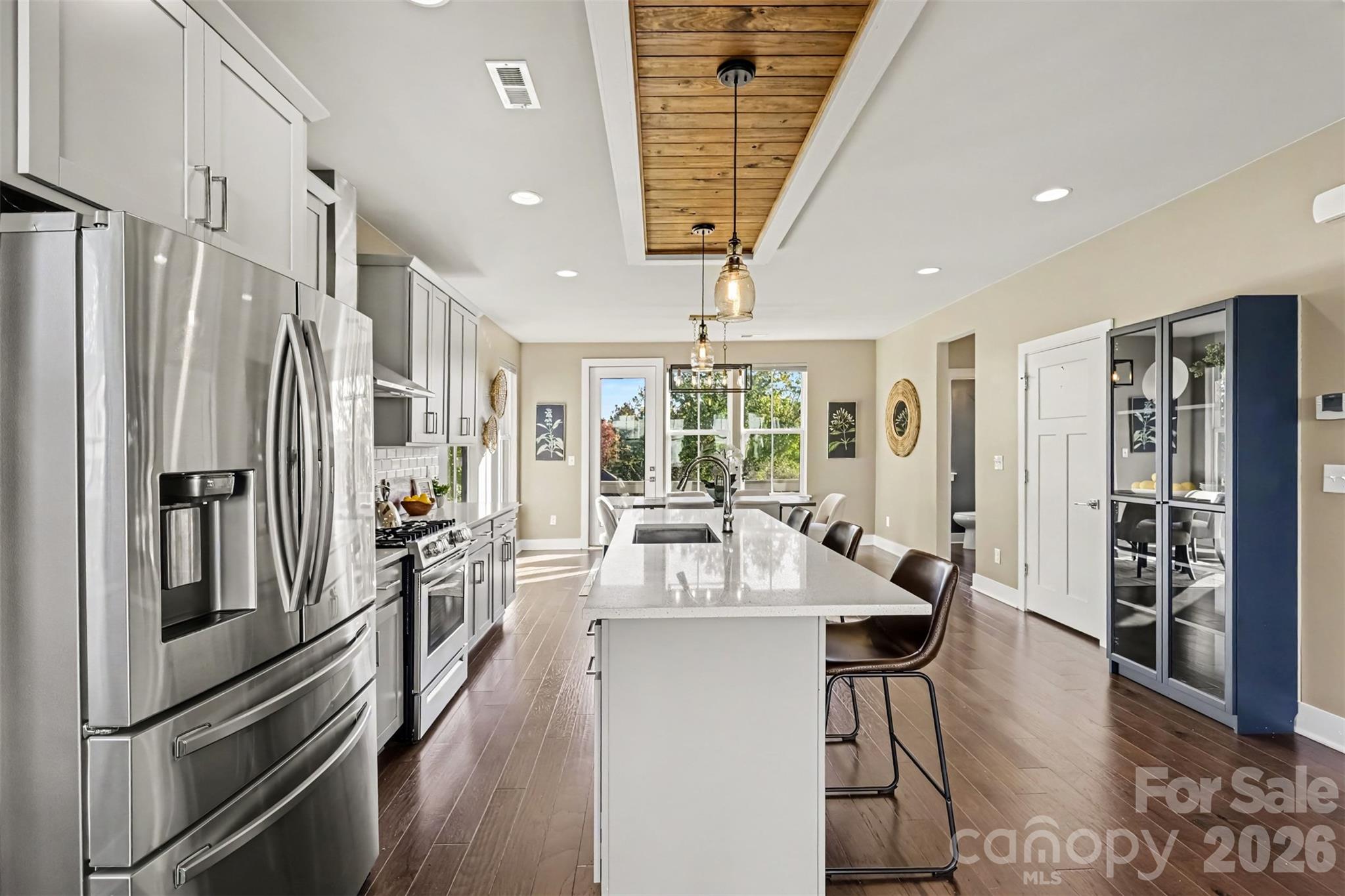 11921 Fiddlers Roof Lane Property Photo 10