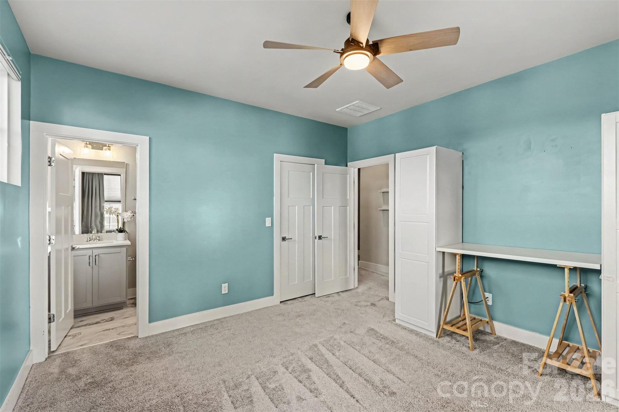 11921 Fiddlers Roof Lane Property Photo 27