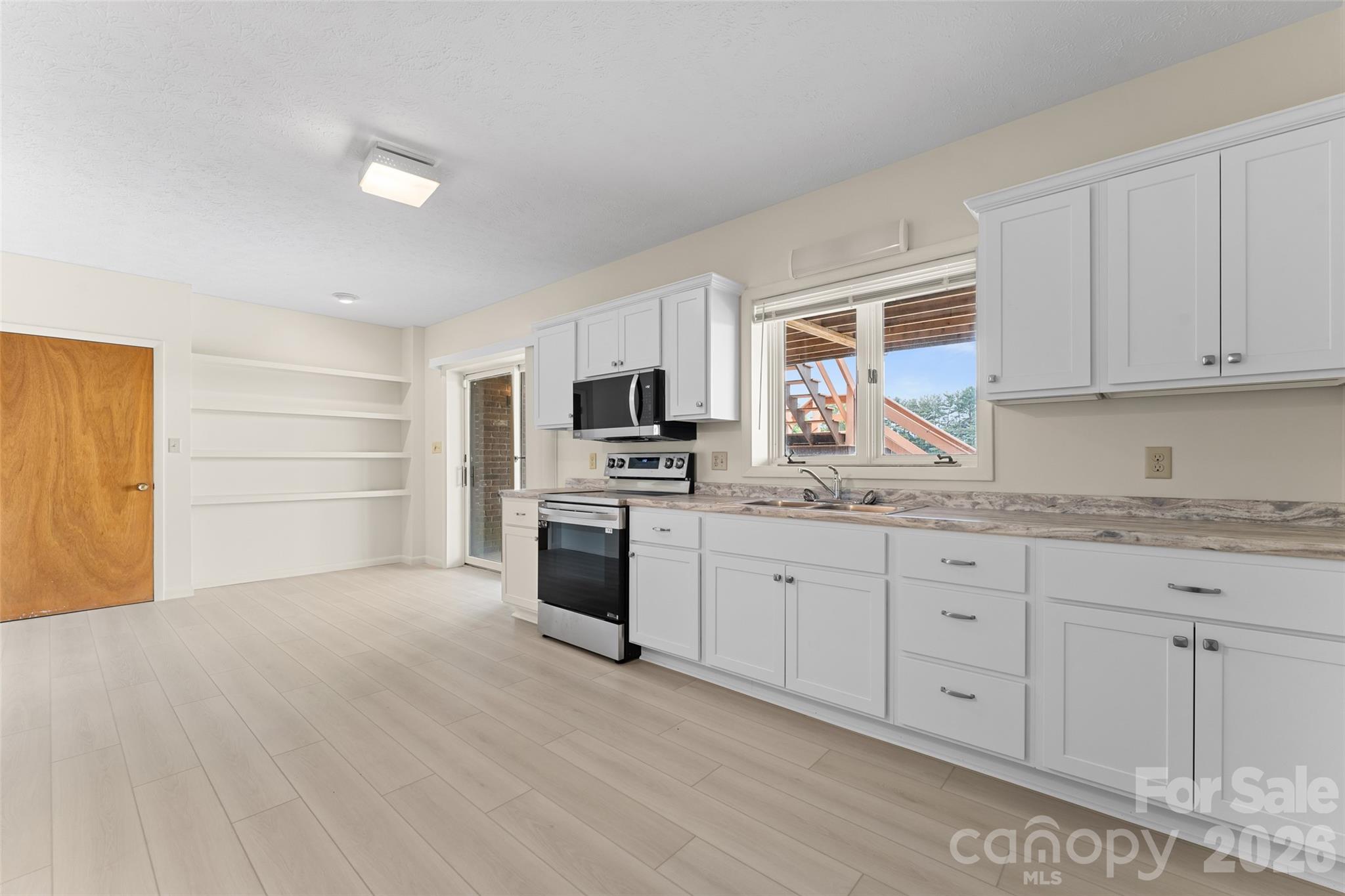 99 Odonald Road Property Photo 36