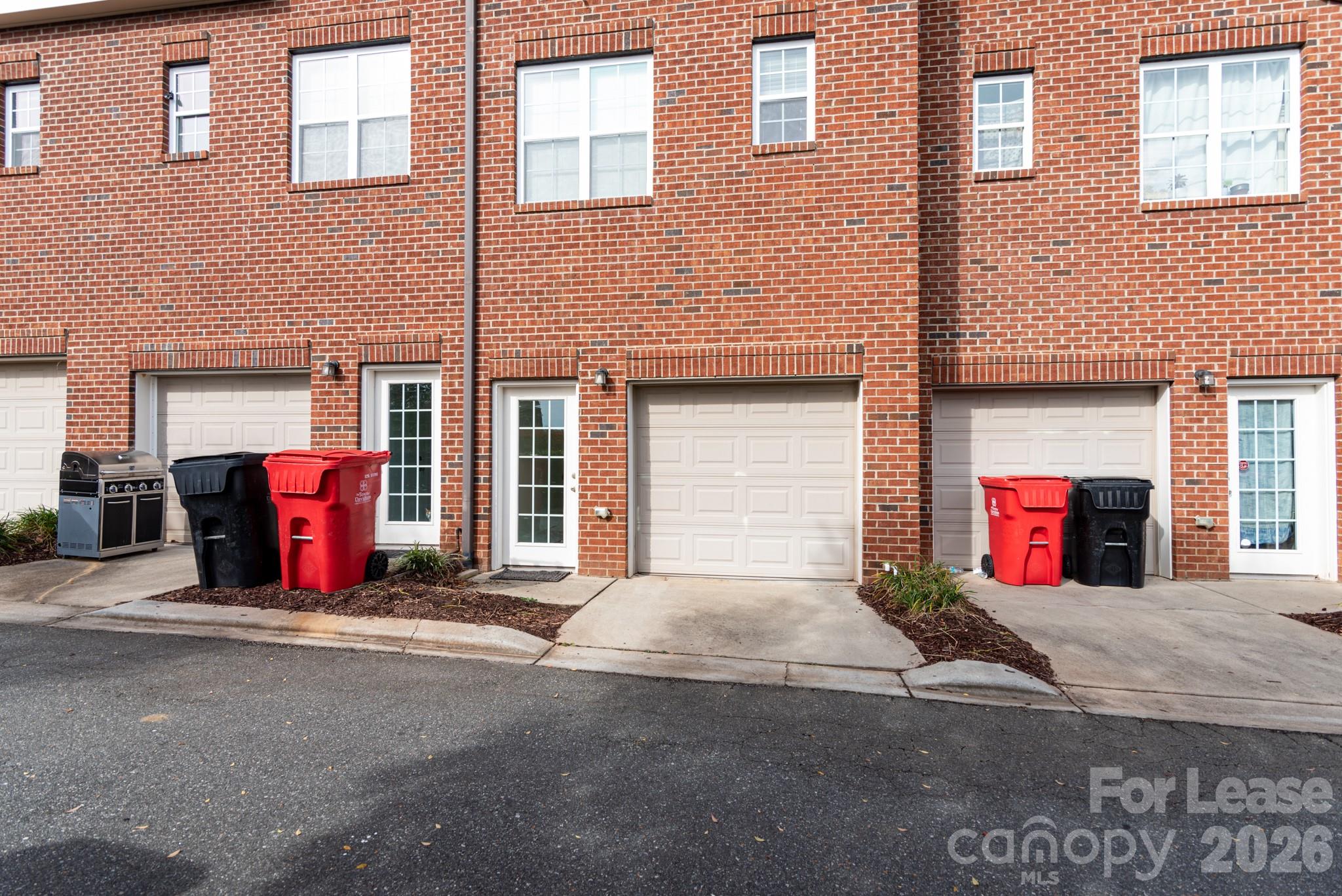246 Harbour Place Drive Property Photo 16