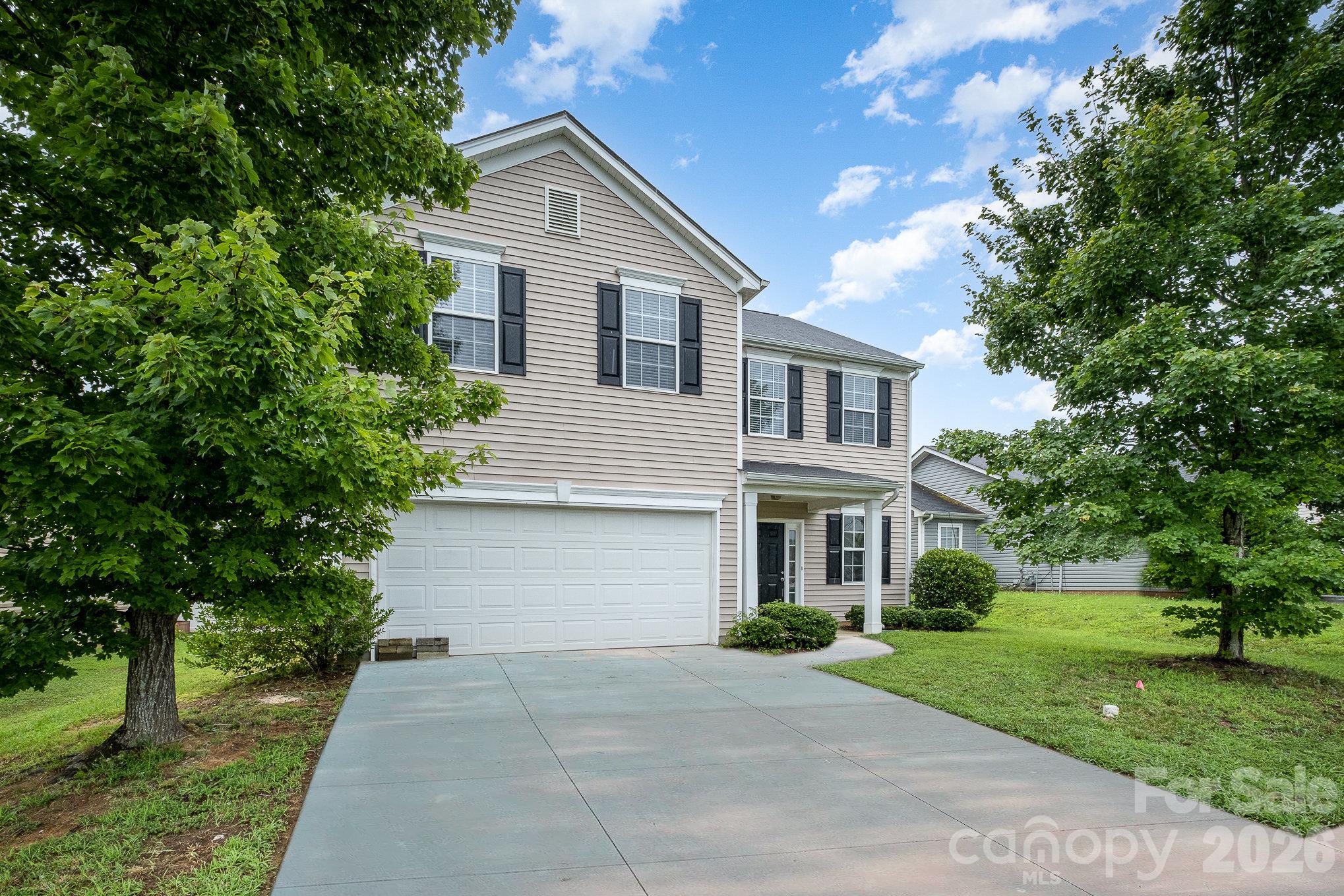 1018 Clover Gap Drive Property Photo 2