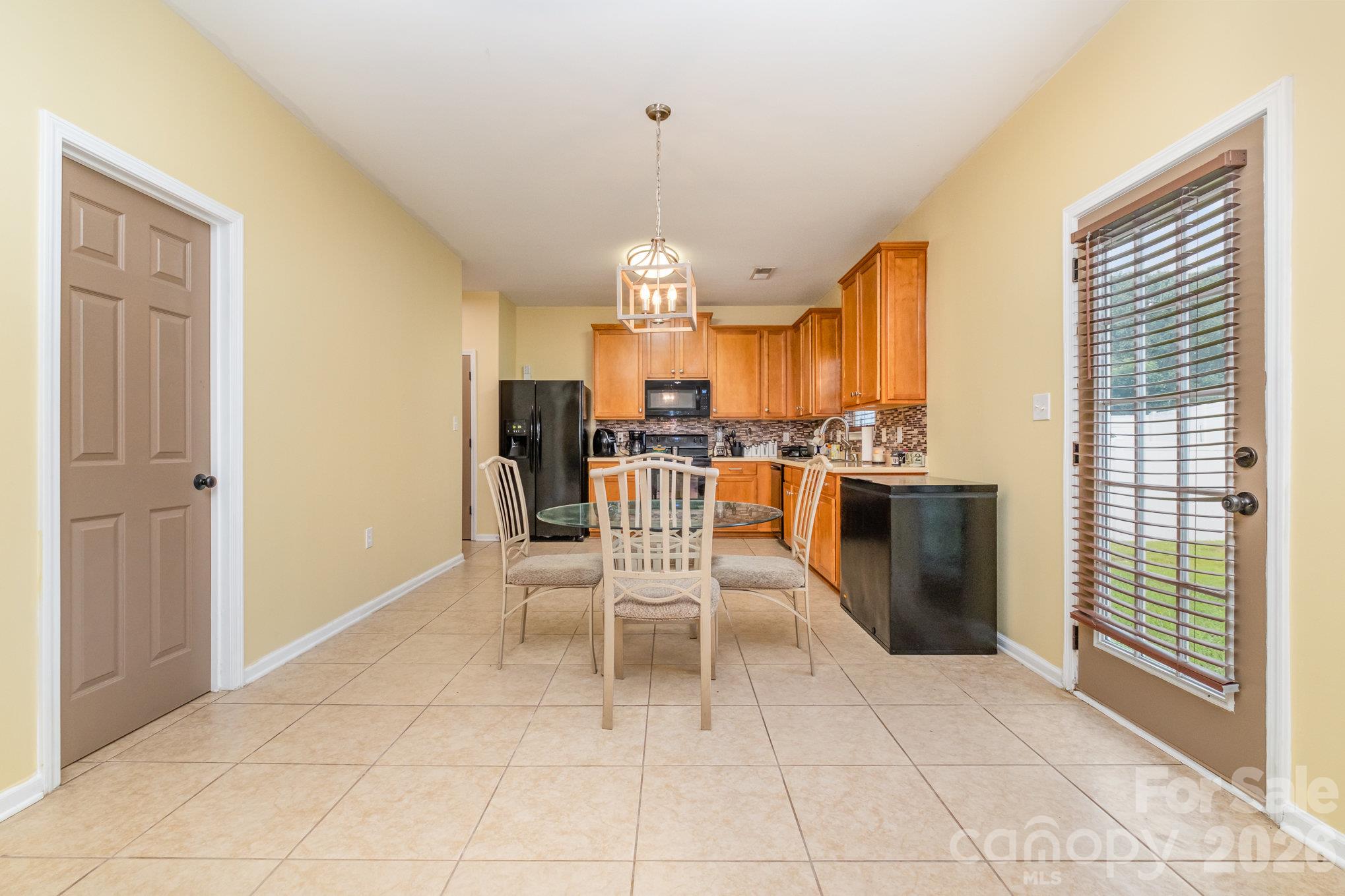 1018 Clover Gap Drive Property Photo 9