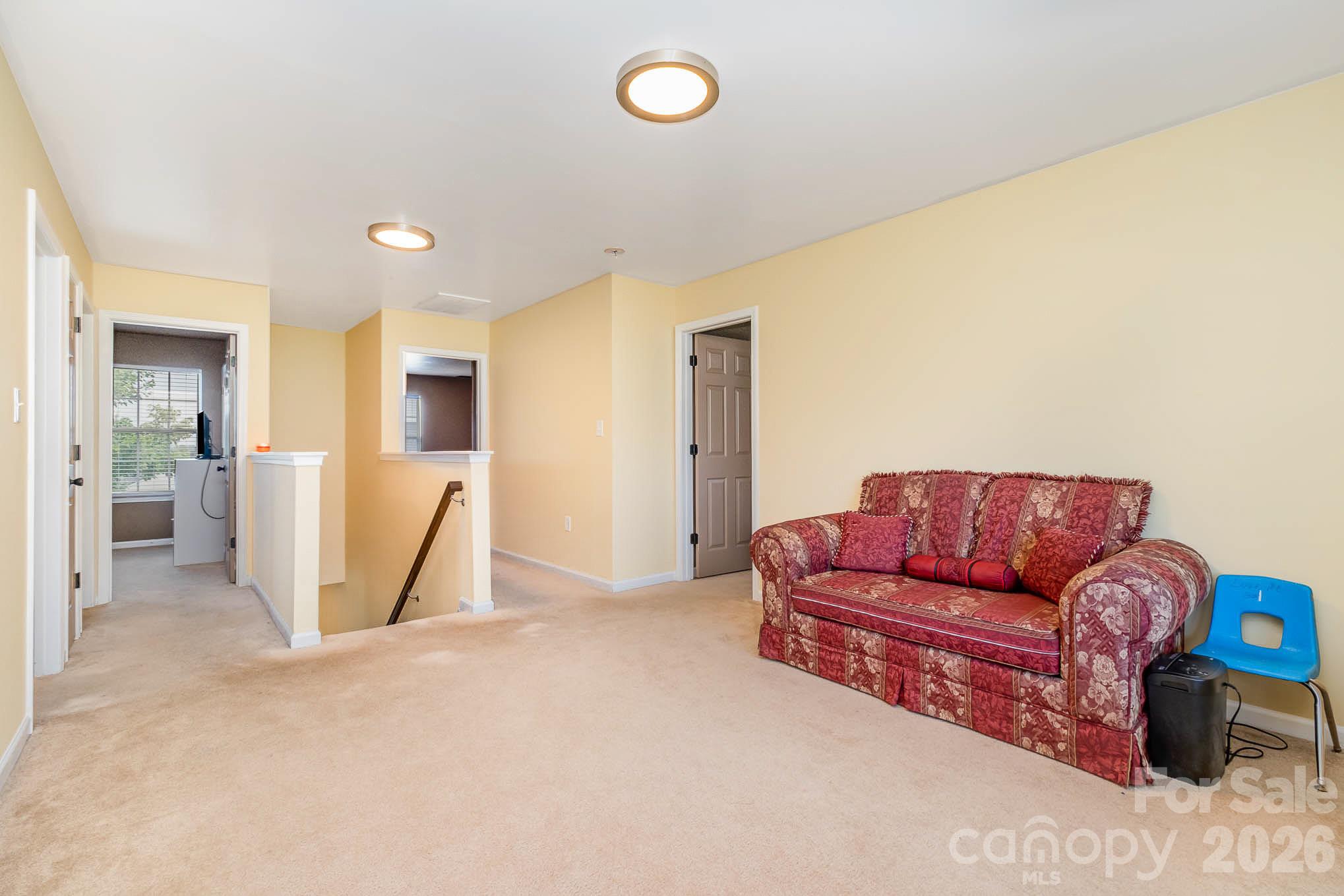 1018 Clover Gap Drive Property Photo 13