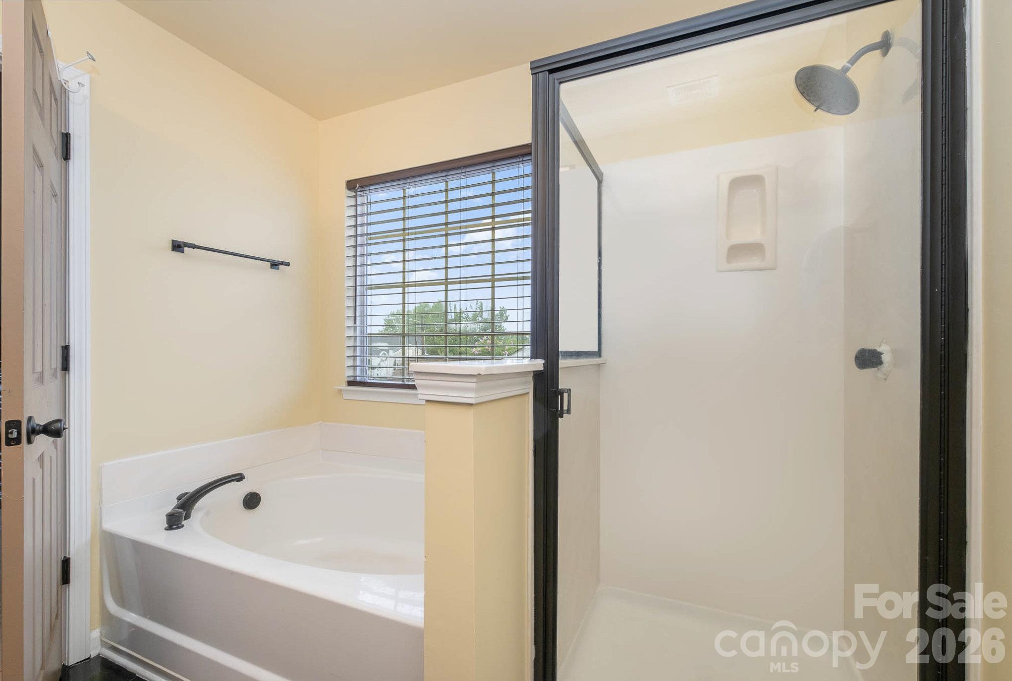 1018 Clover Gap Drive Property Photo 16
