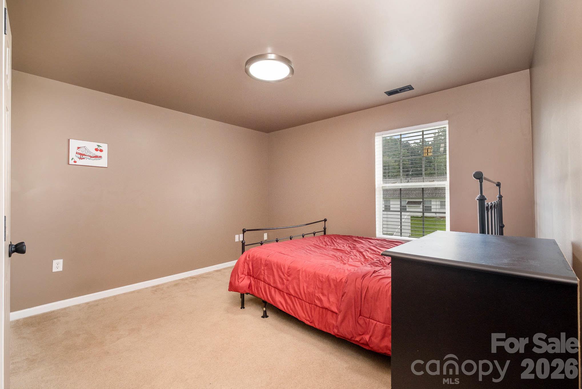 1018 Clover Gap Drive Property Photo 19