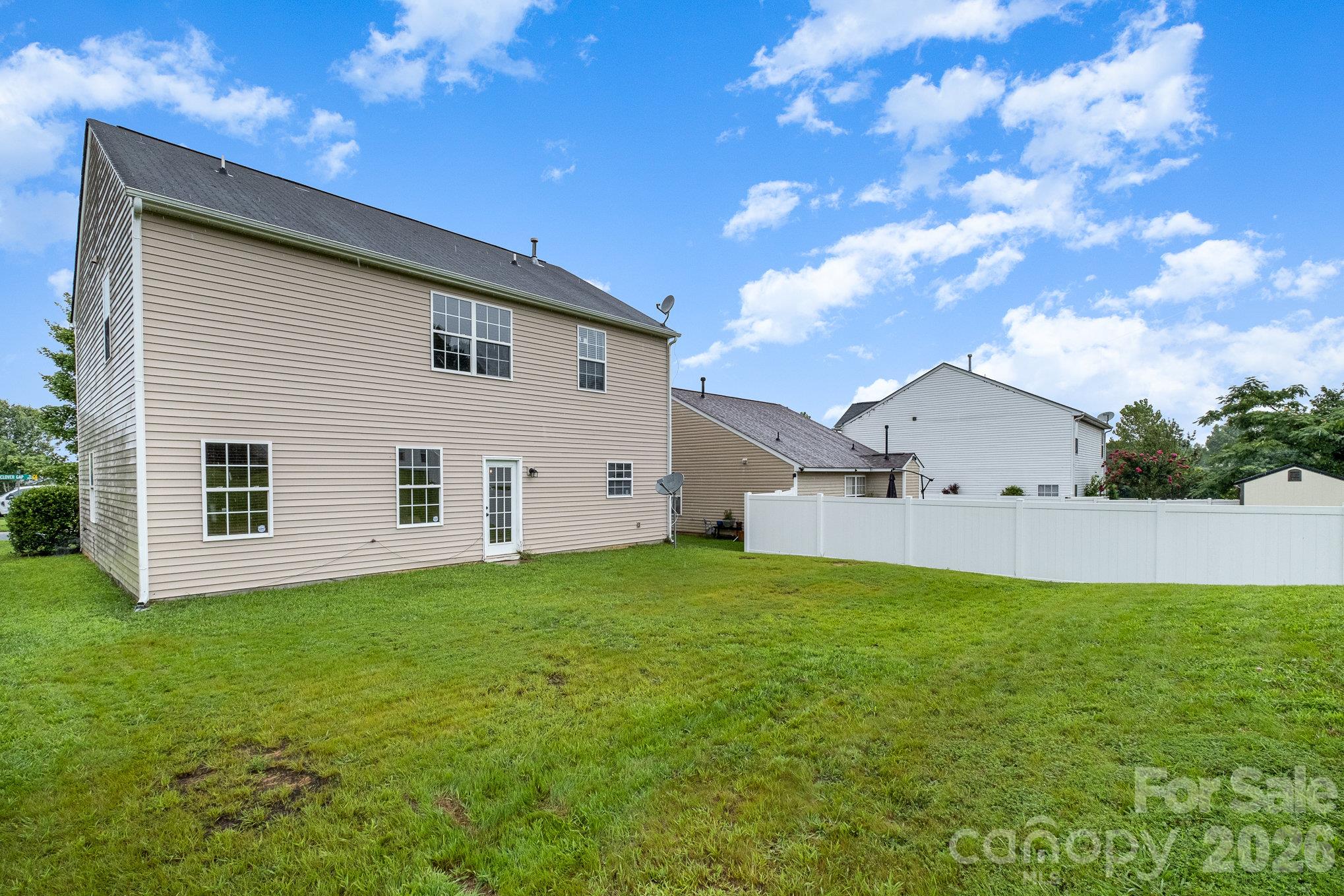 1018 Clover Gap Drive Property Photo 23