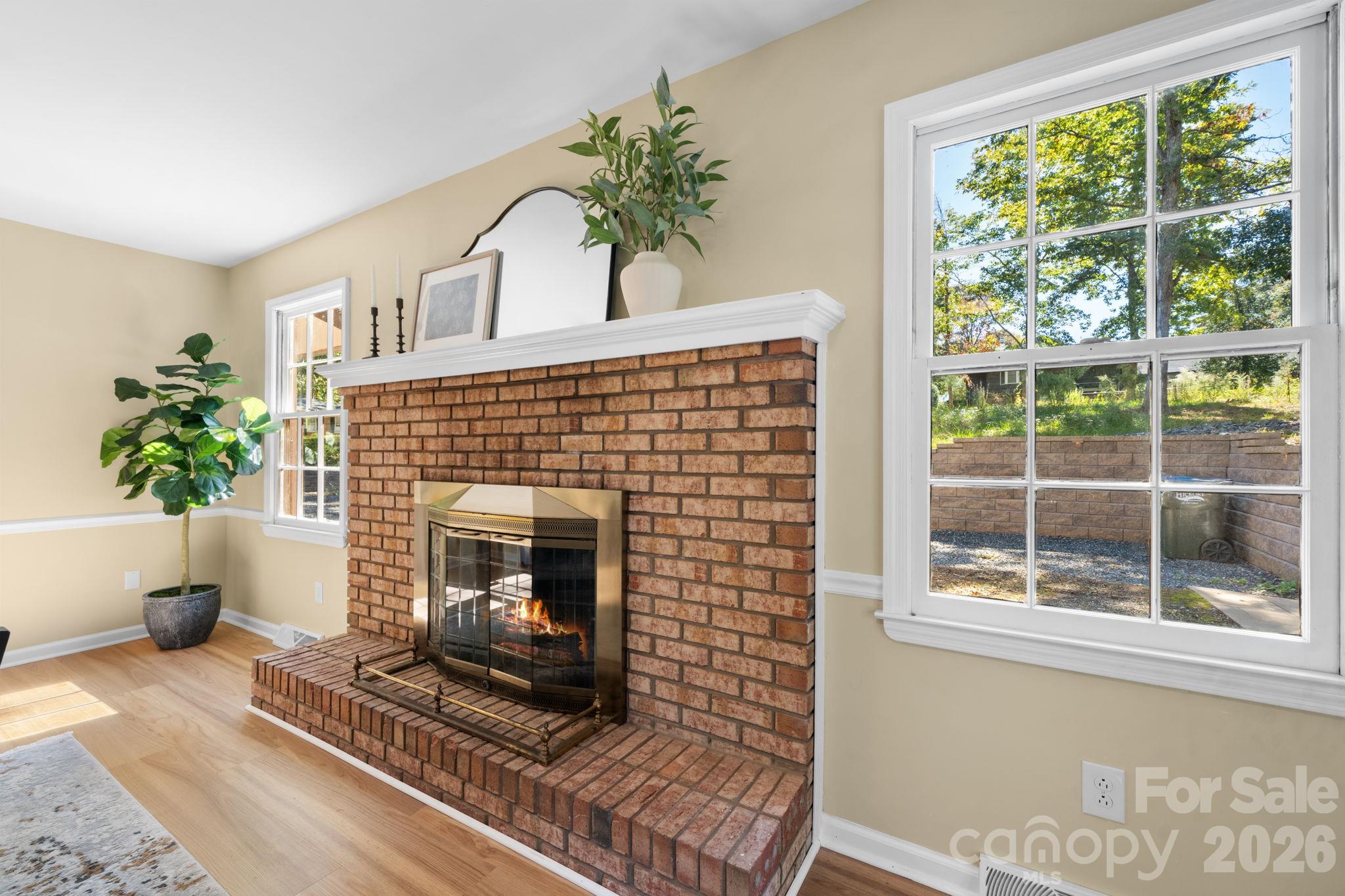 4024 Wandering Lane Property Photo 13