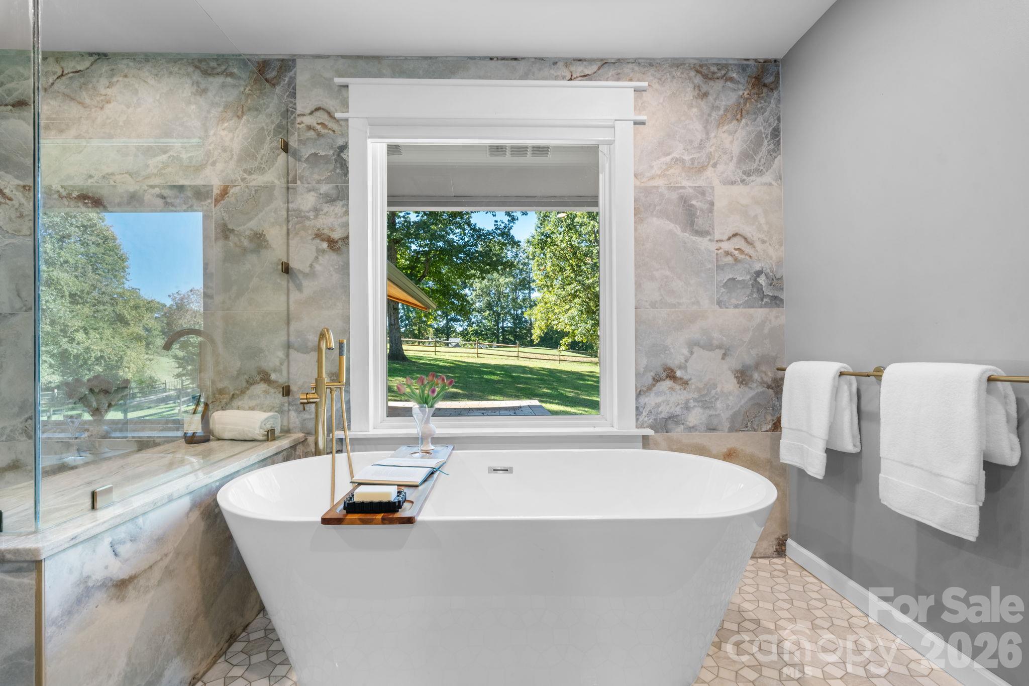 4024 Wandering Lane Property Photo 18