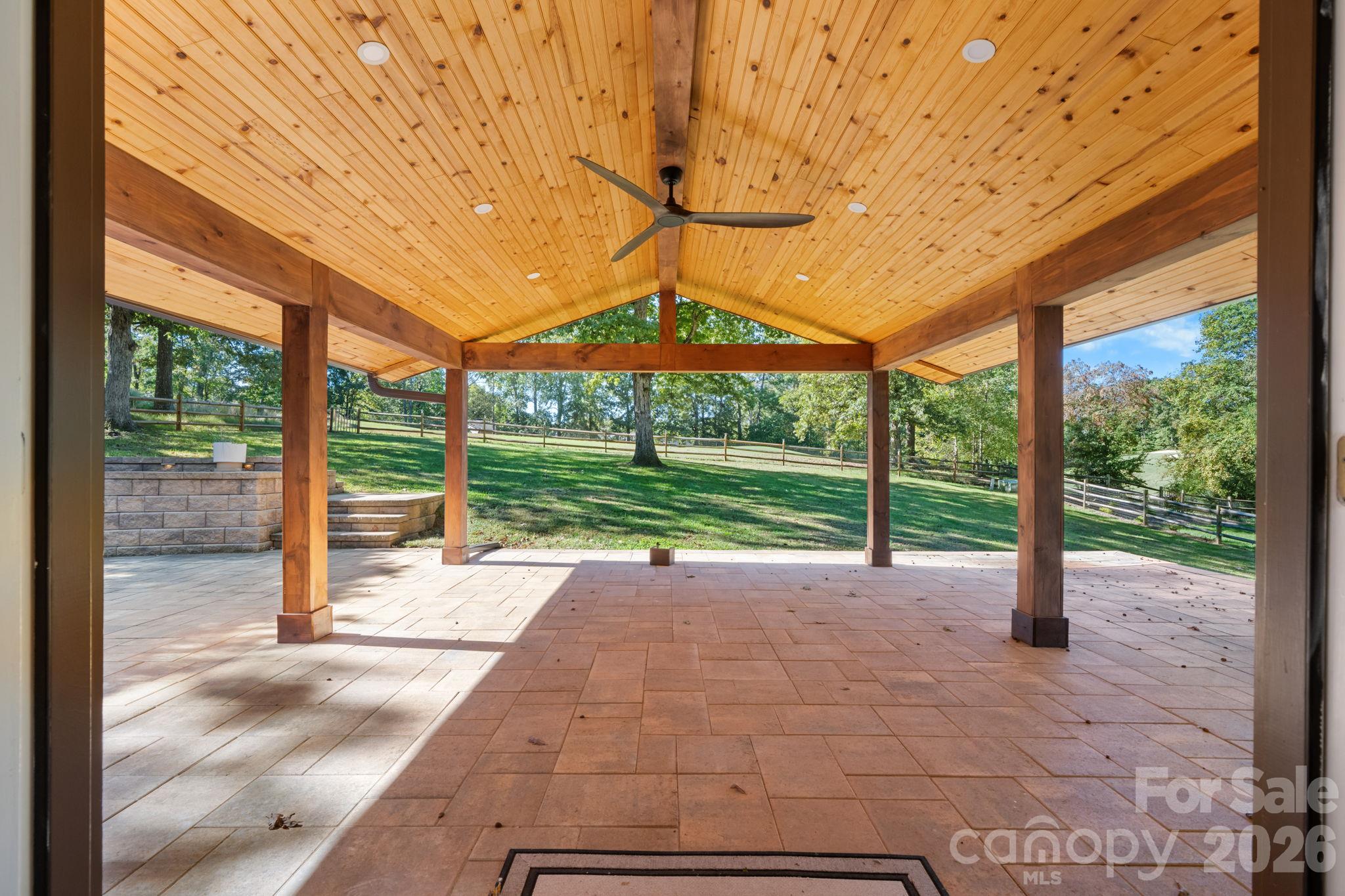 4024 Wandering Lane Property Photo 31
