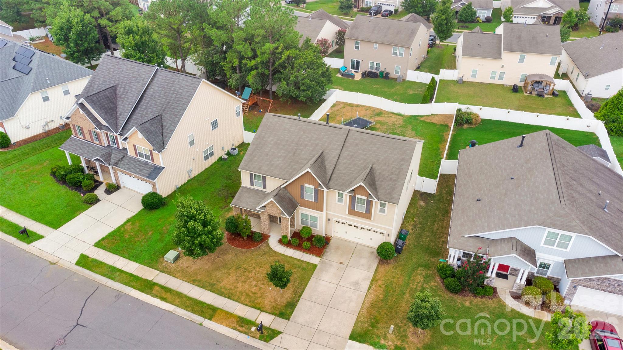 15133 Taylor Ridge Lane Property Photo 6