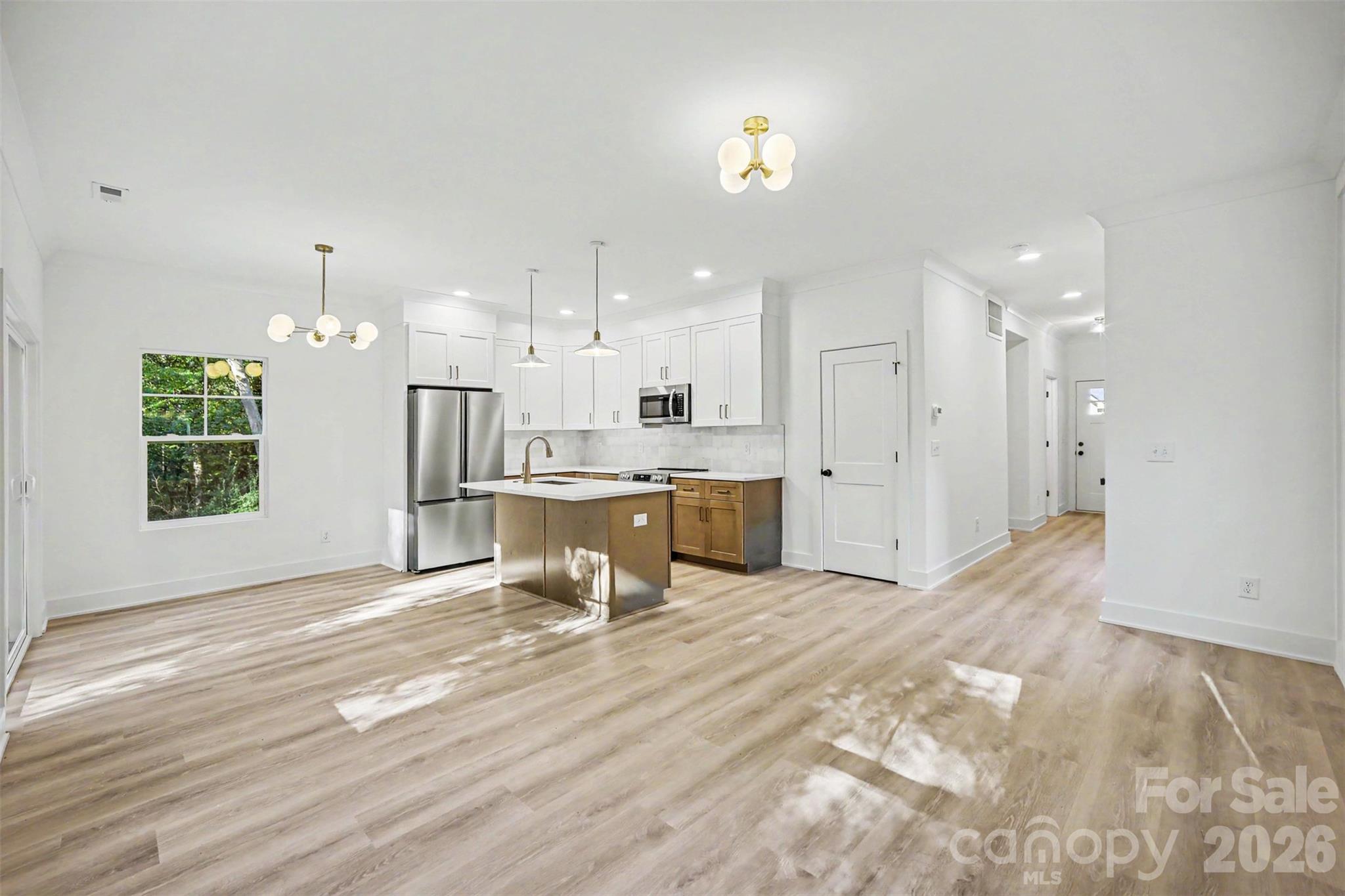 514 Brookgreen Drive Property Photo 6