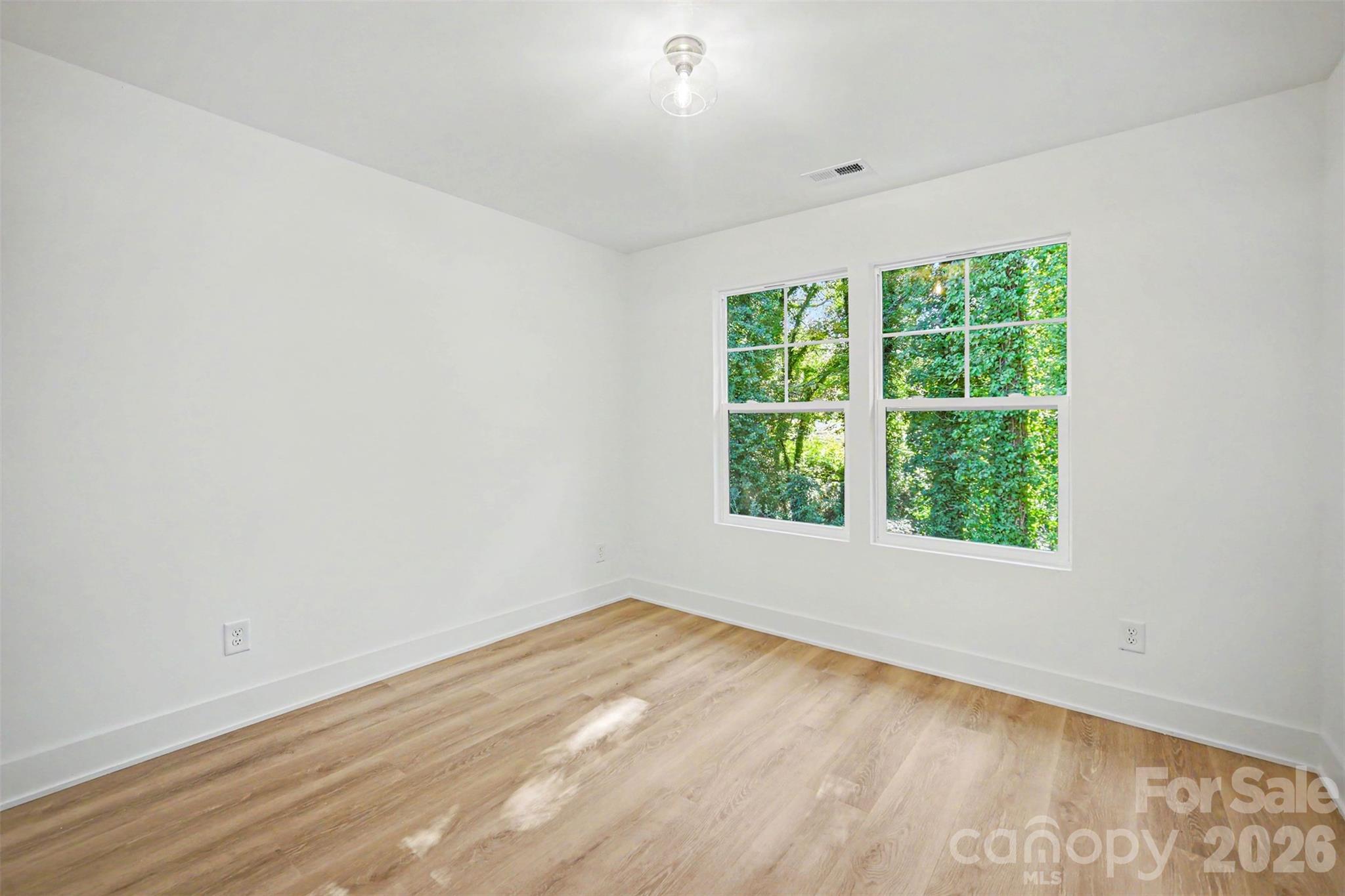 514 Brookgreen Drive Property Photo 19