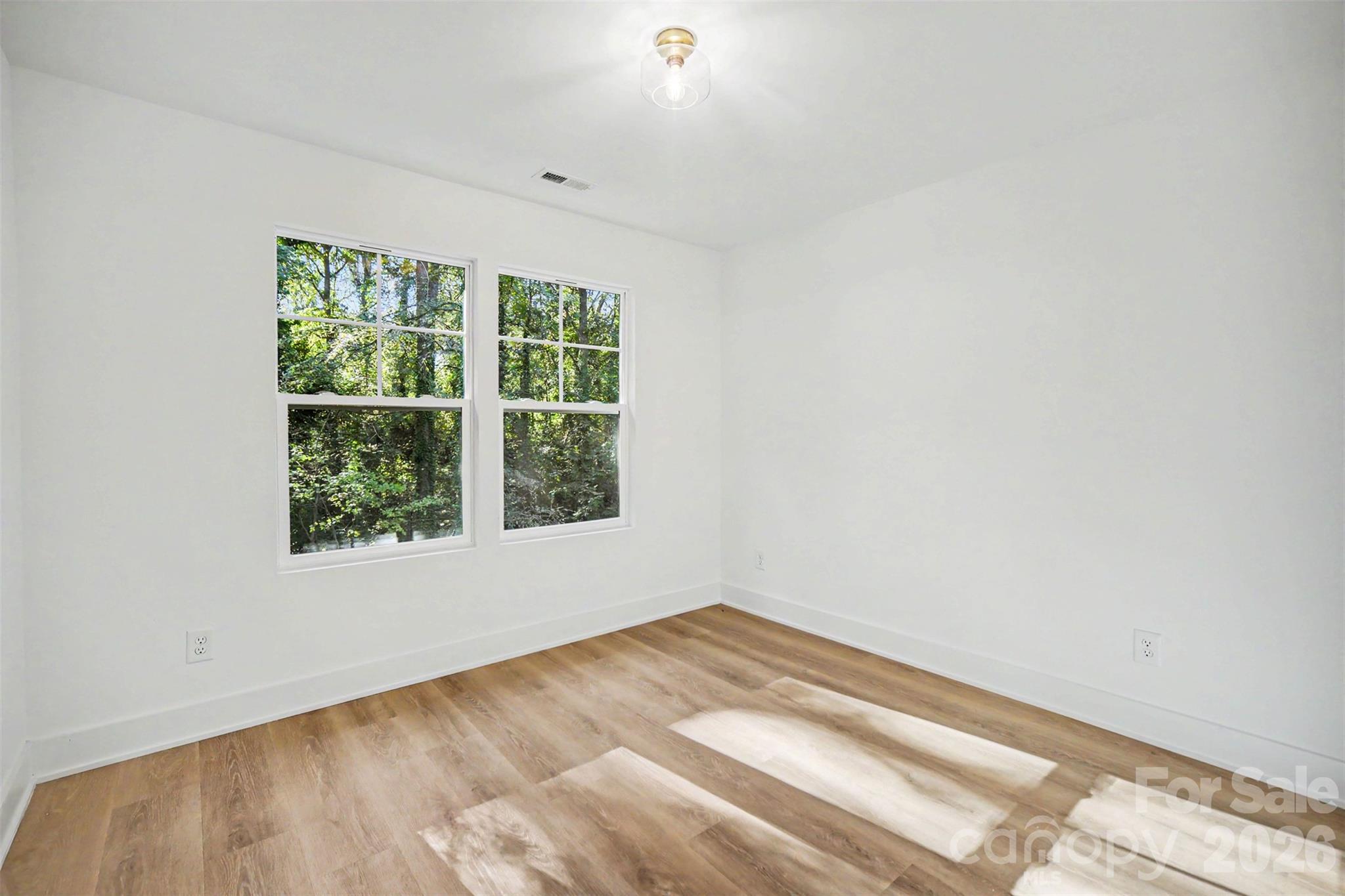 514 Brookgreen Drive Property Photo 20
