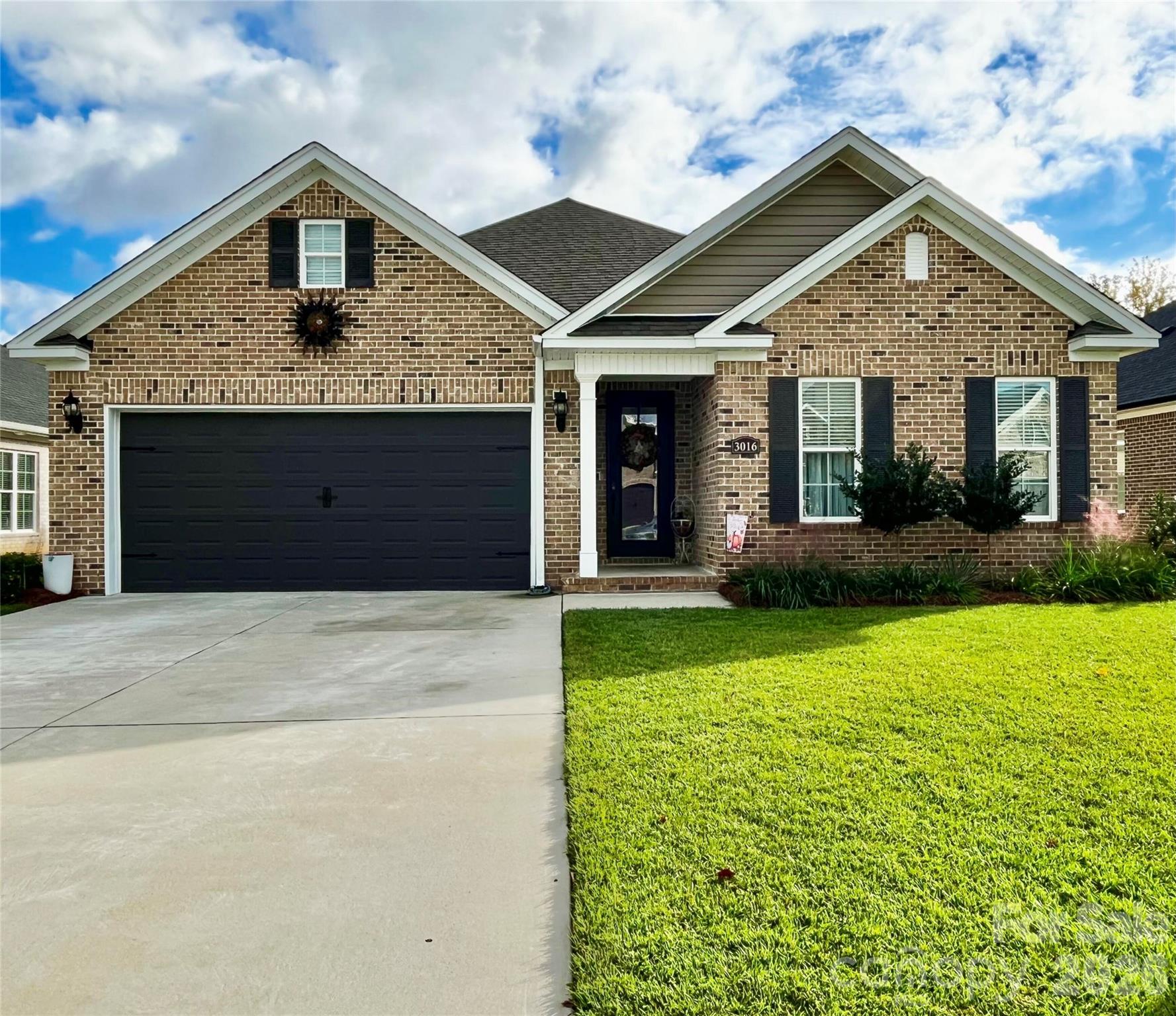 3016 Willett Court Property Photo 1