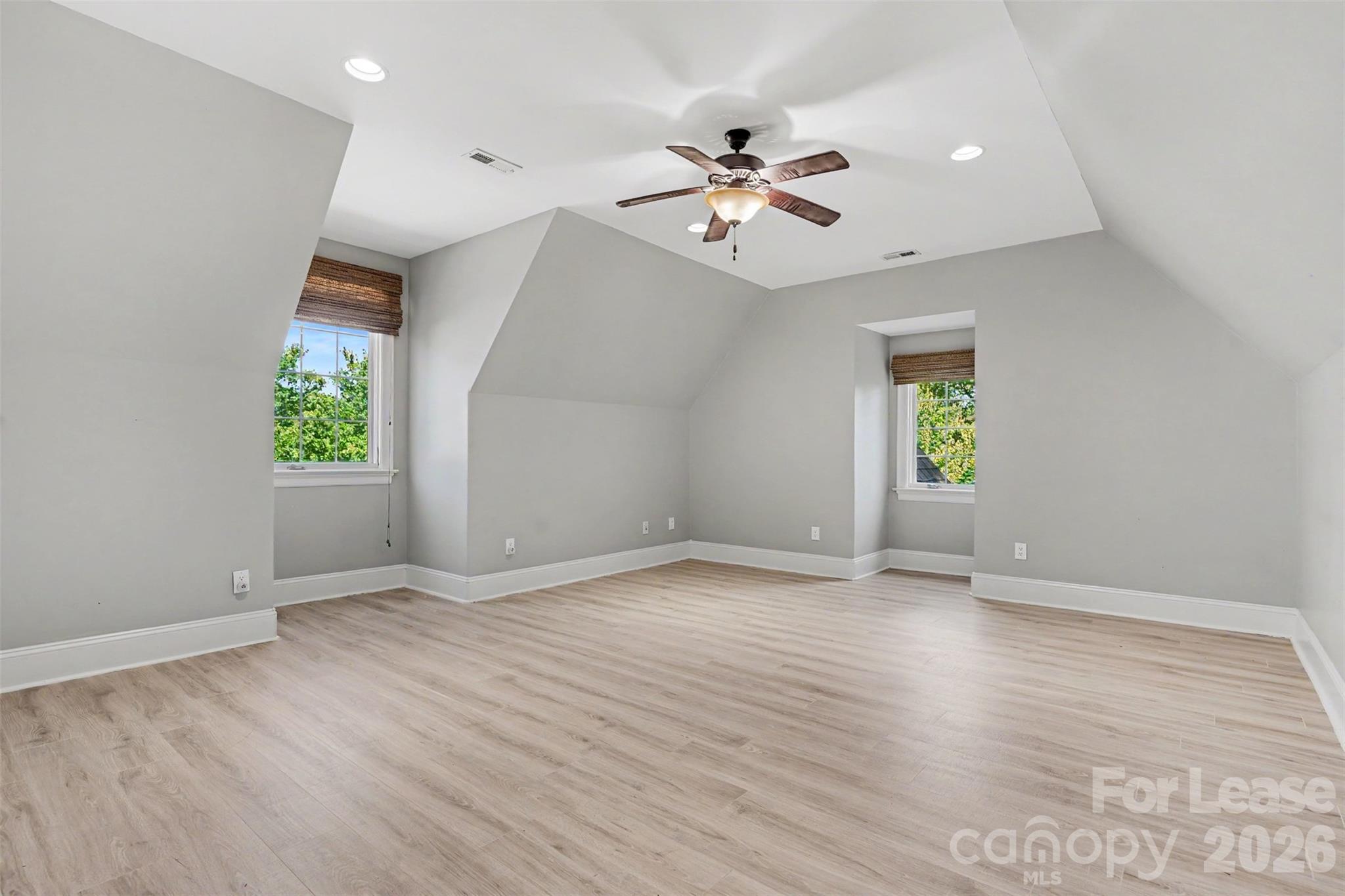 5129 Watermead Lane Property Photo 34
