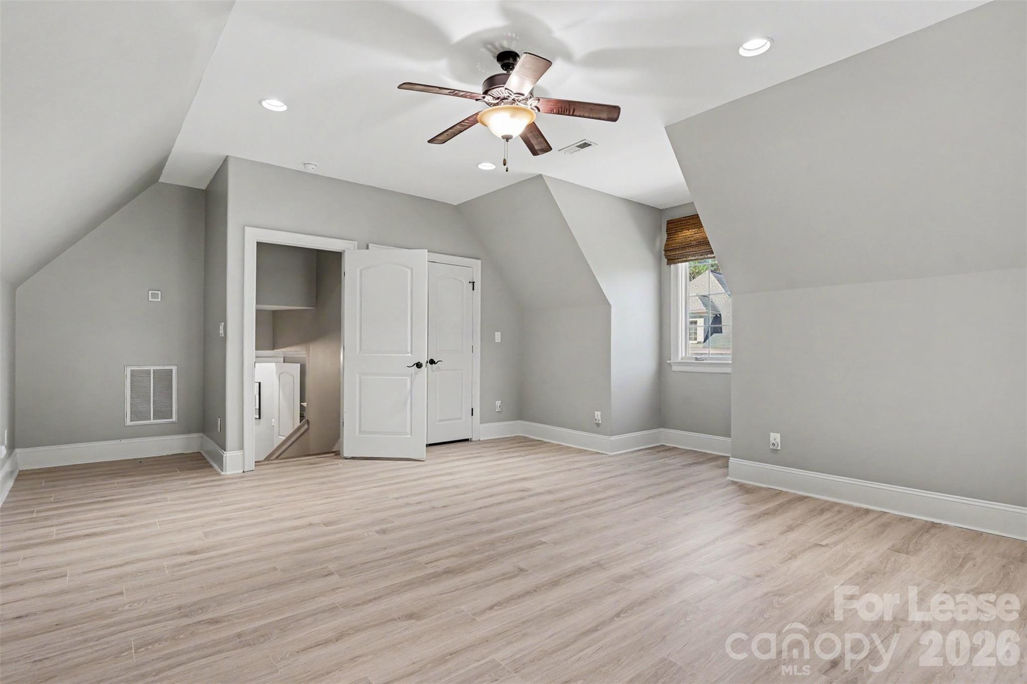 5129 Watermead Lane Property Photo 35