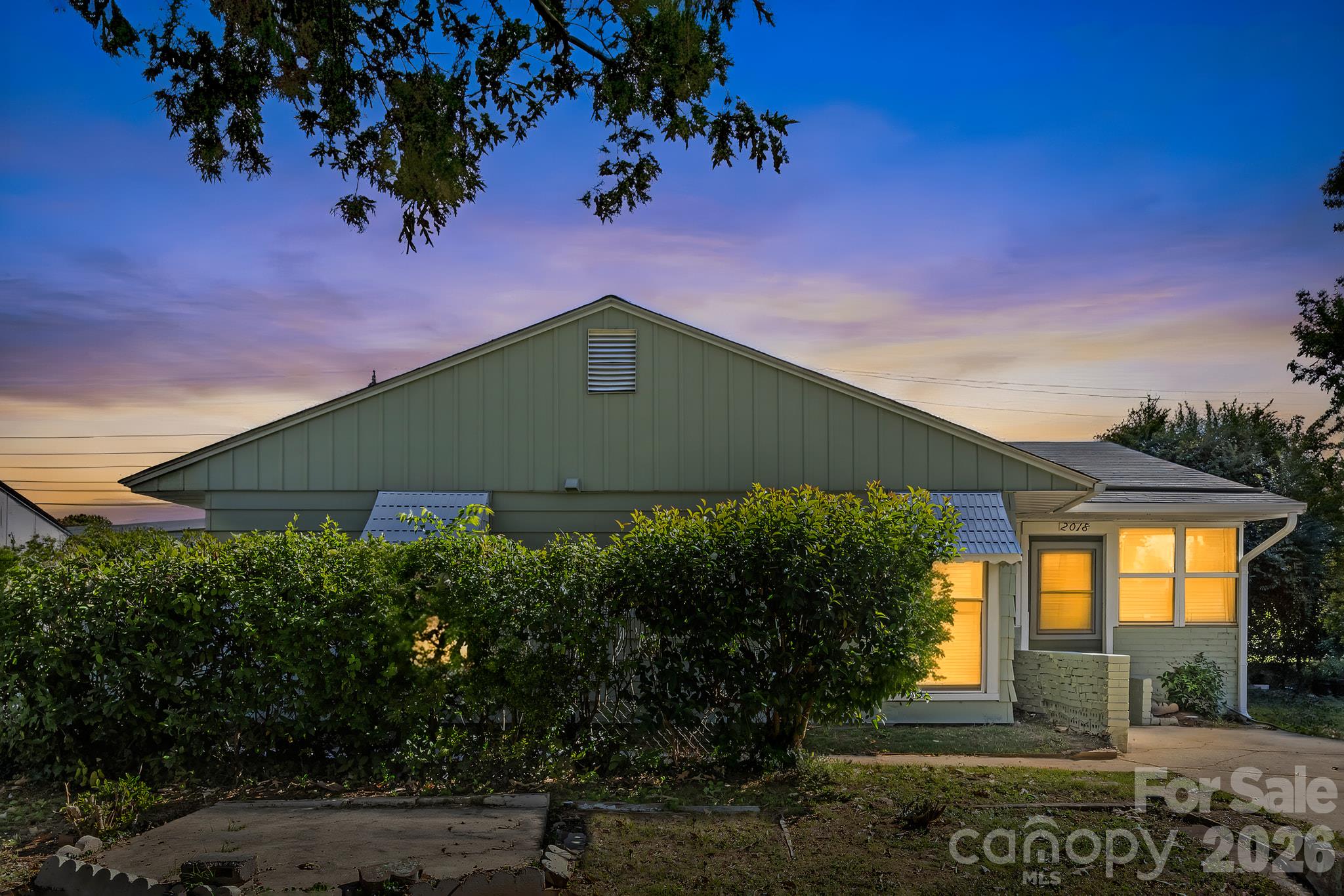 2018 Quentin Street Property Photo 1
