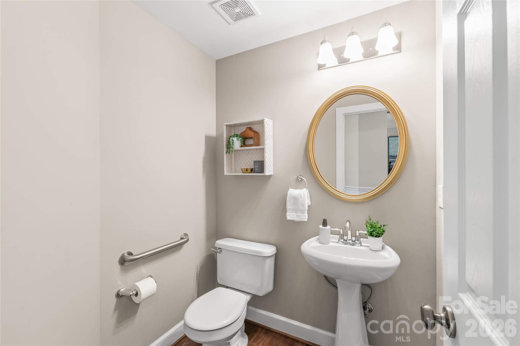 2208 Henery Tuckers Court Property Photo 18