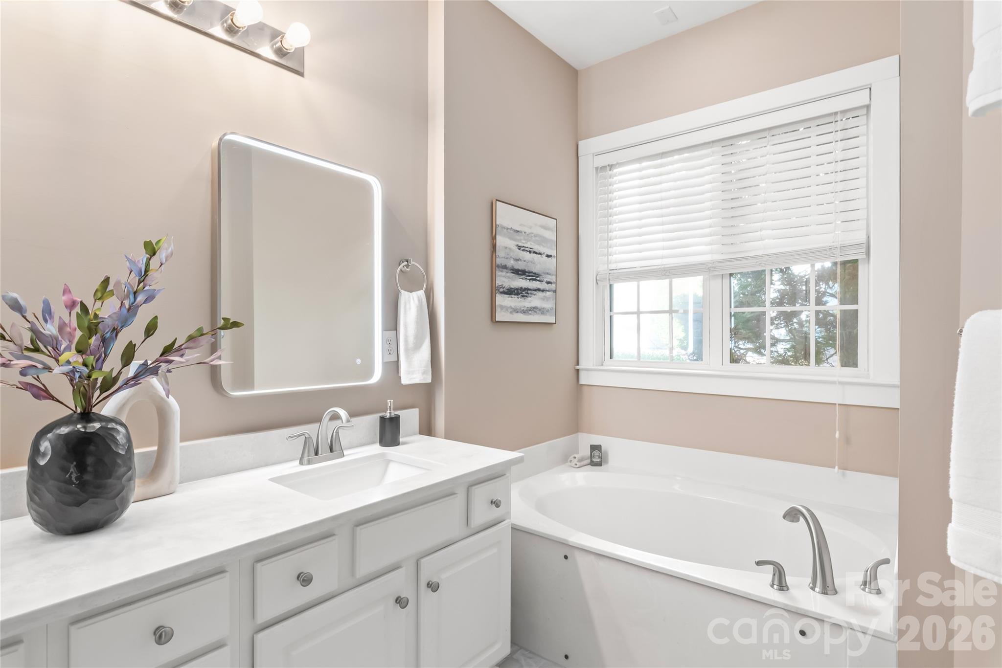 2208 Henery Tuckers Court Property Photo 23