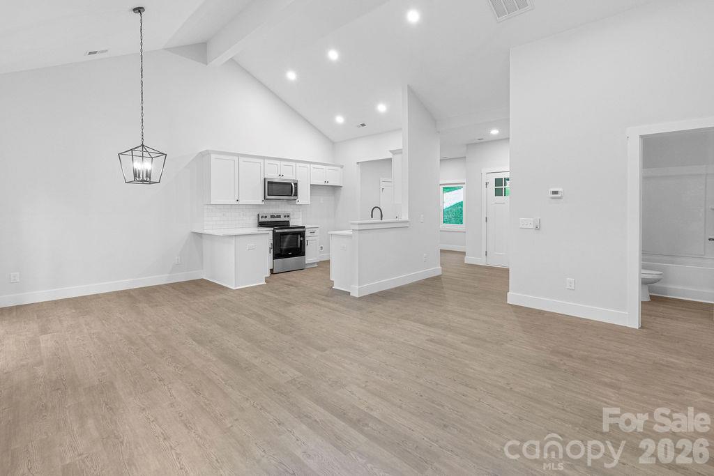 1520 Holly Court Property Photo 4