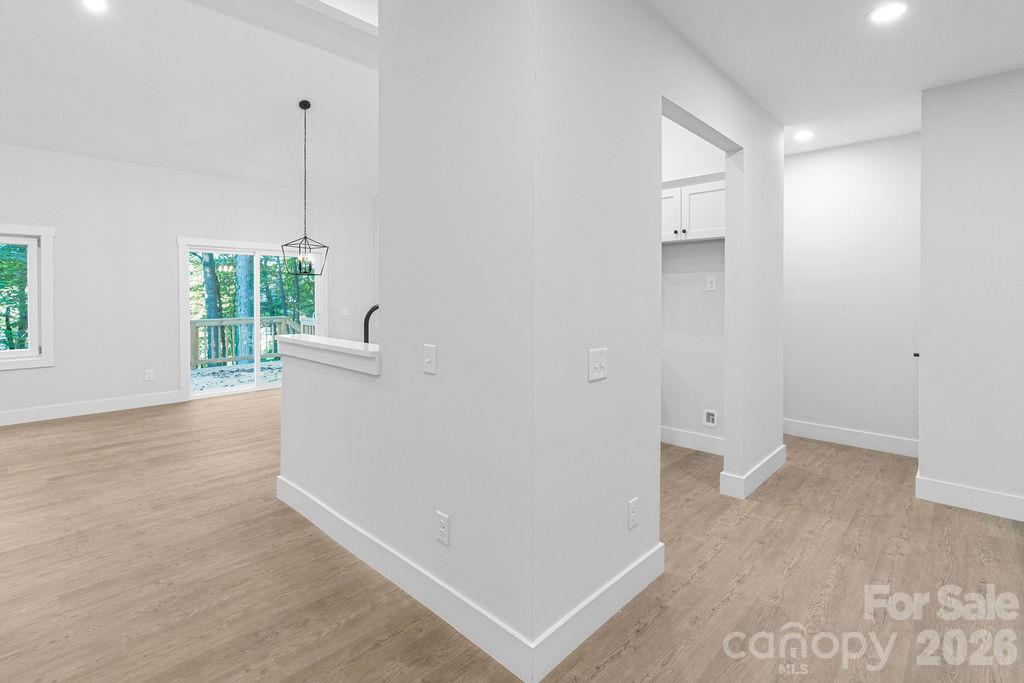 1520 Holly Court Property Photo 12